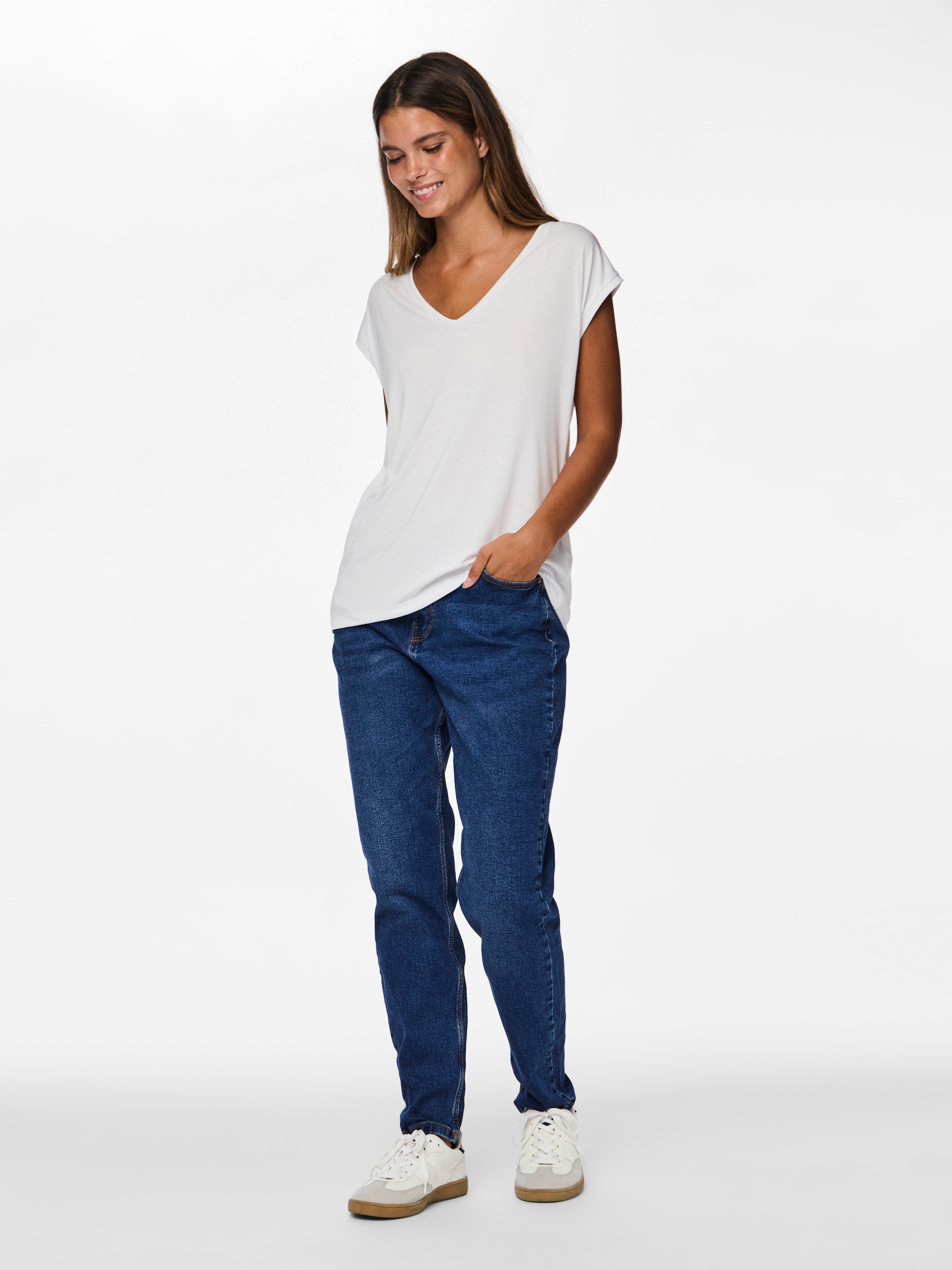 pieces Kurzarmshirt »PCKAMALA TEE NOOS BC« Materialmix, regular fit