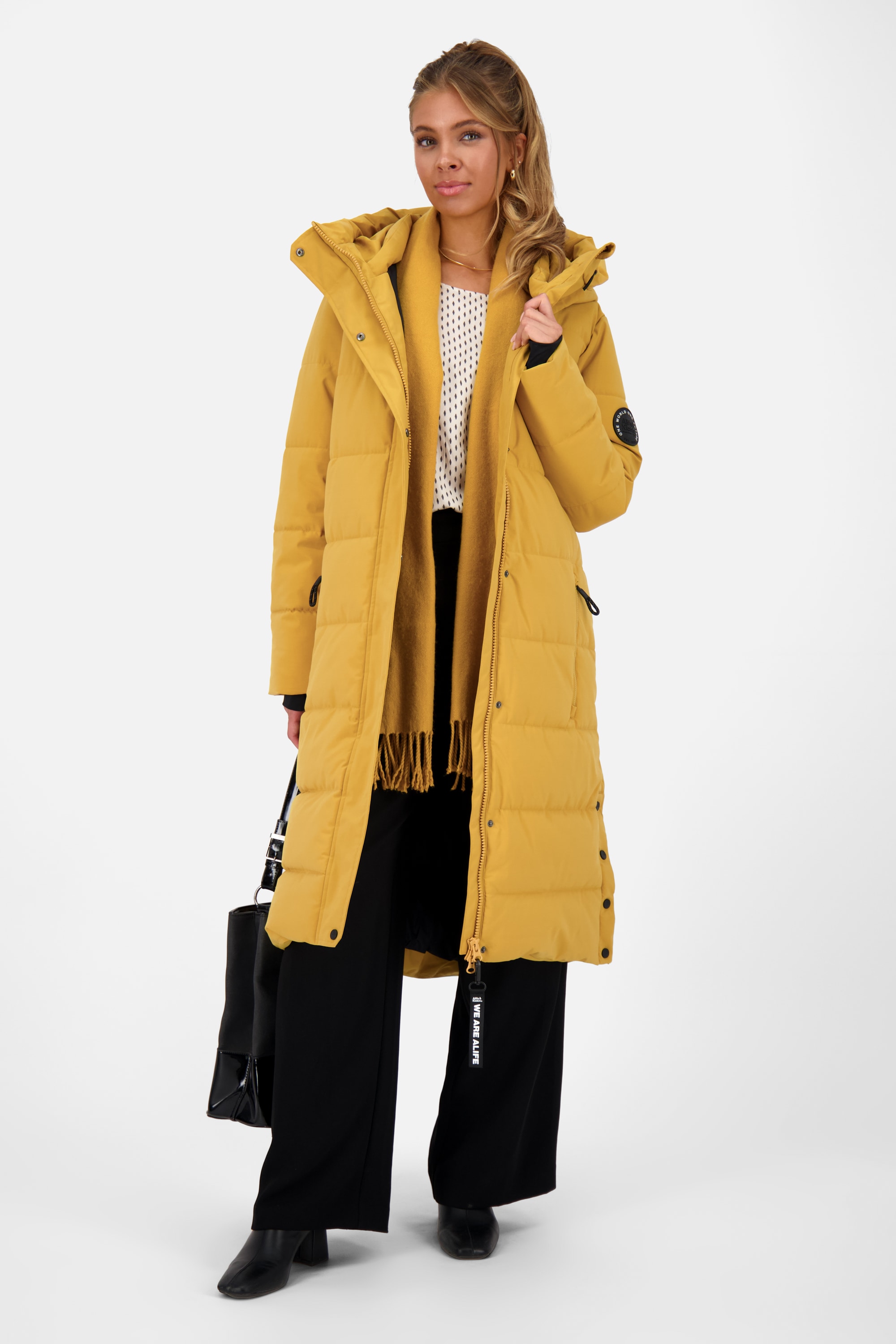 Alife & Kickin Steppjacke »Damen KatiaAK A«, mit Kapuze, Langer Wintermantel mit großer Kapuze und regulierbarer Beinfreiheit