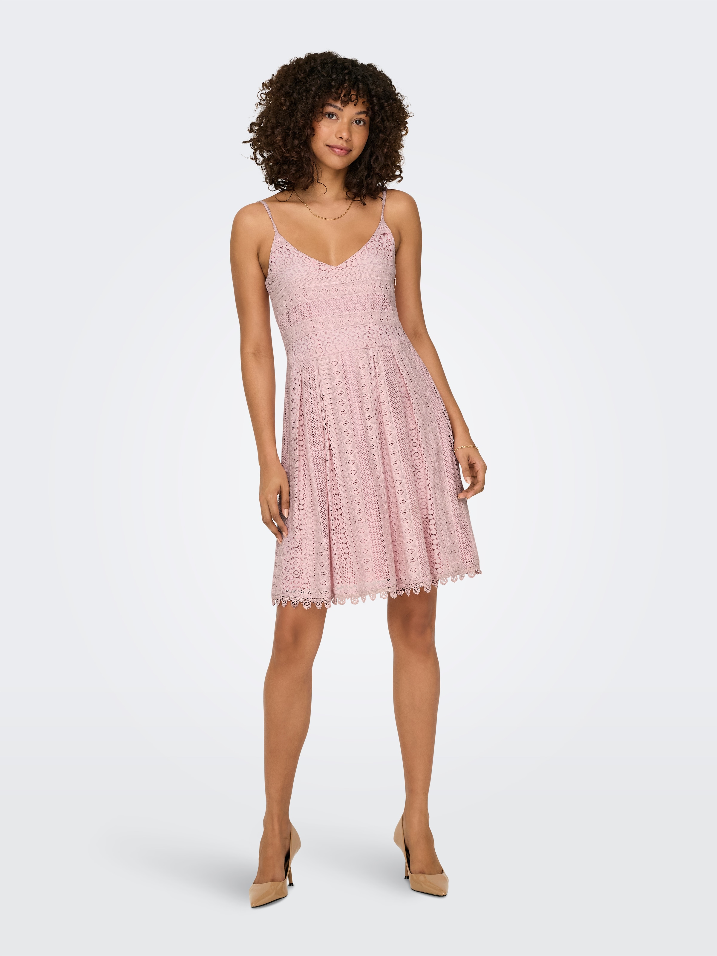 ONLY Trägerkleid »ONLHELENA – Trägerkleid aus Baumwolle für den Sommer« Baumwolle, regular fit, V-Ausschnitt