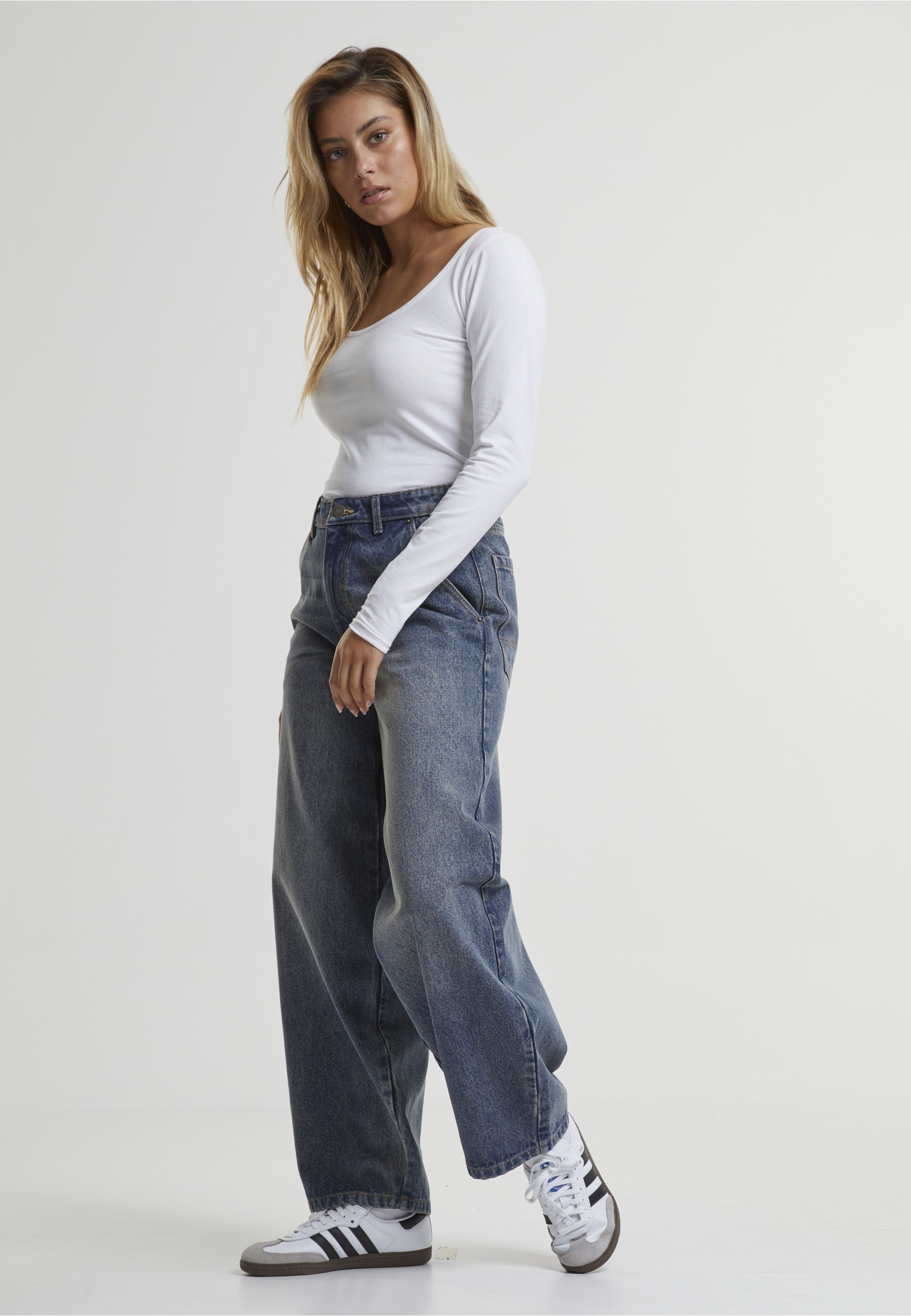 URBAN CLASSICS Bequeme Jeans »Urban Classics Ladies Tapered Baggy Jeans«