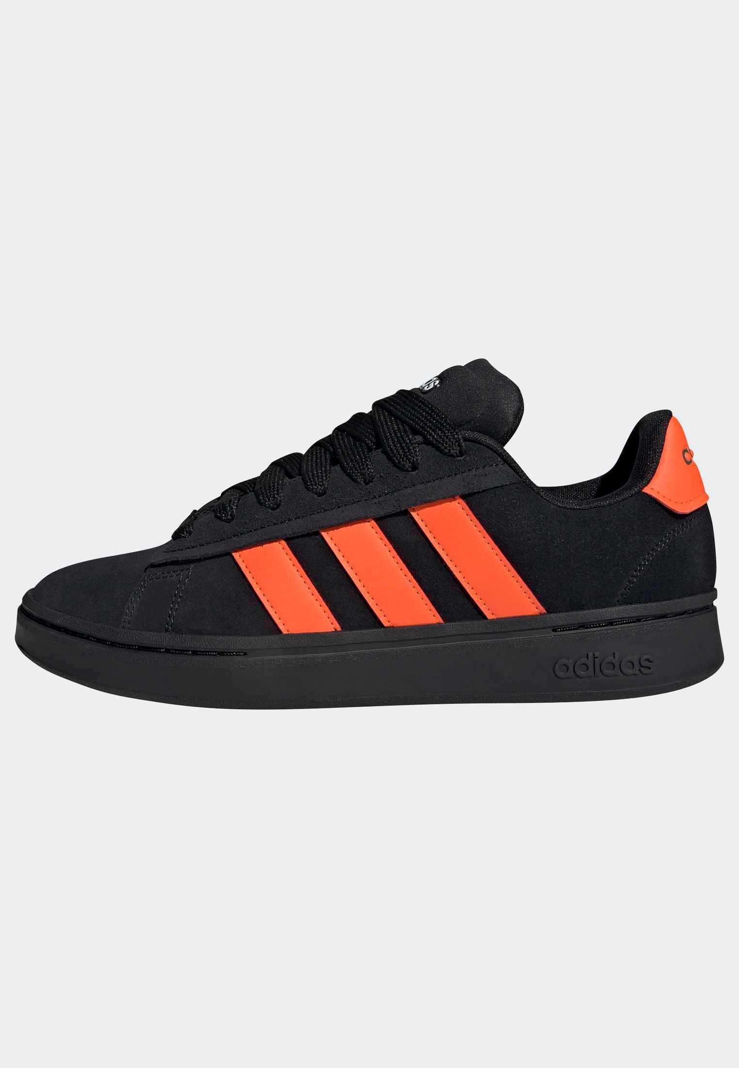 adidas Sportswear Sneaker »GRAND COURT ALPHA«  Design inspiriert vom adidas Campus 00