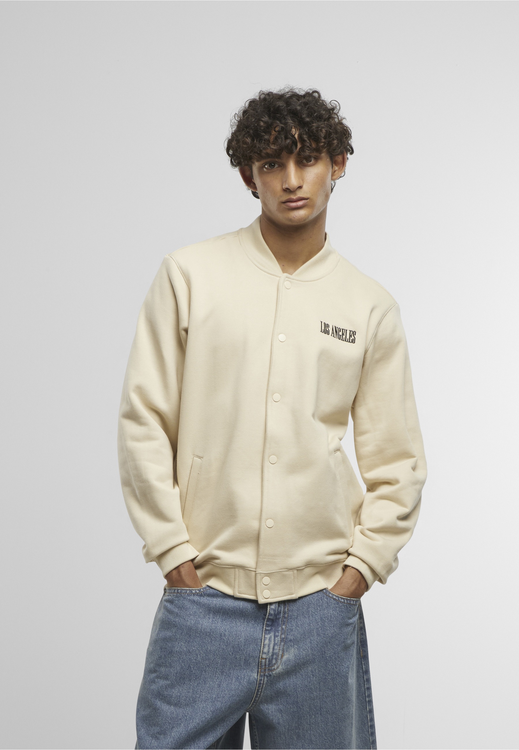 MisterTee Collegejacke »MisterTee Los Angeles EMB Heavy Tonal College Jacket« 1 Stk. tlg. ohne Kapuze