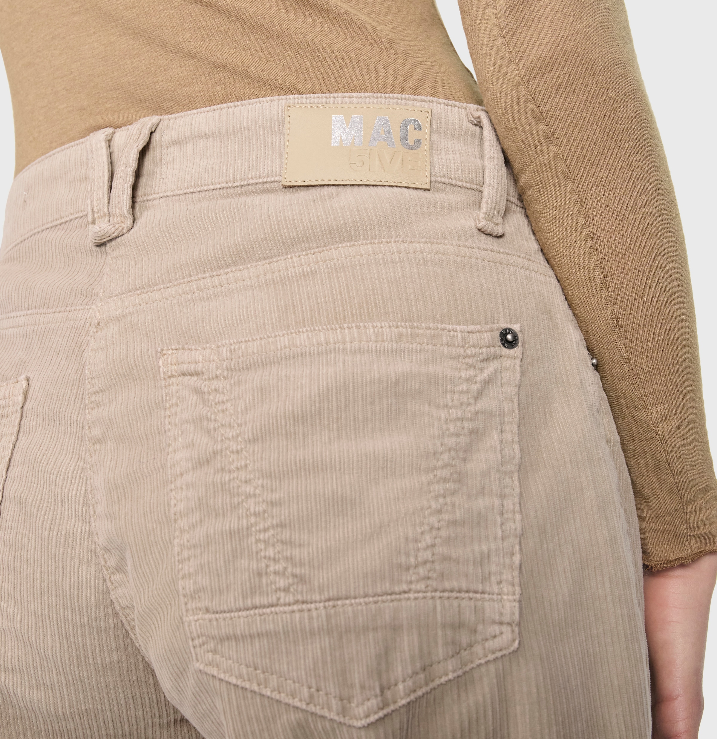 MAC Cordhose  5-Pocket-Style, weites Bein