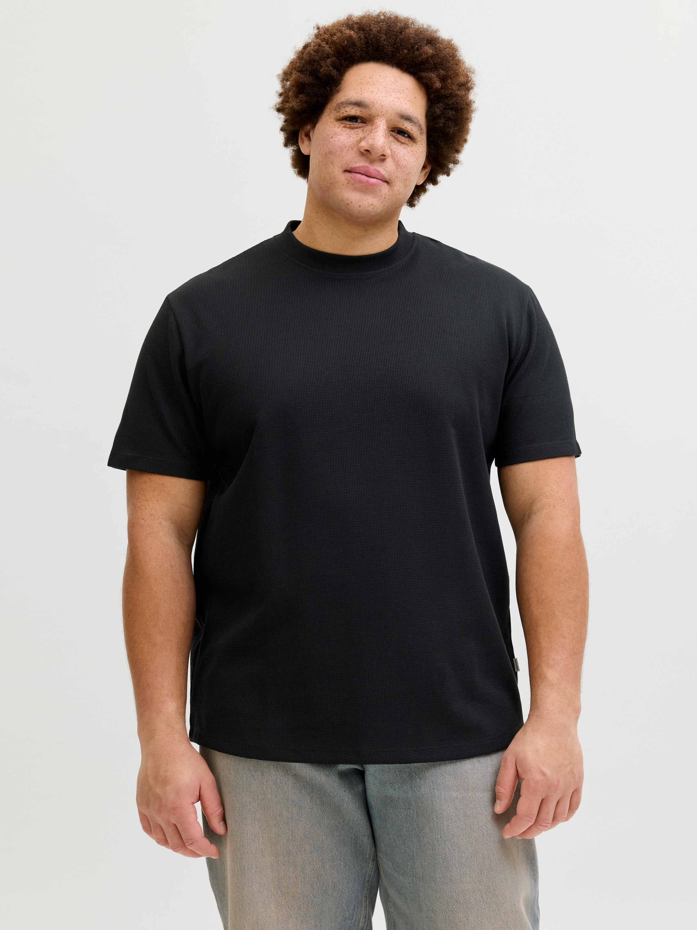 Jack & Jones PlusSize T-Shirt "JJEAUSTIN TEE SS NOOS PLS" mit Rundhalsausschnitt