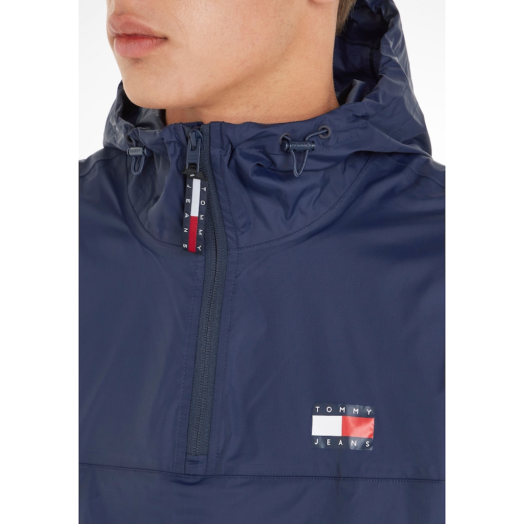 Tommy Jeans Windbreaker »TJM PCKABLE TECH CHICAGO POPOVER«, mit Kapuze