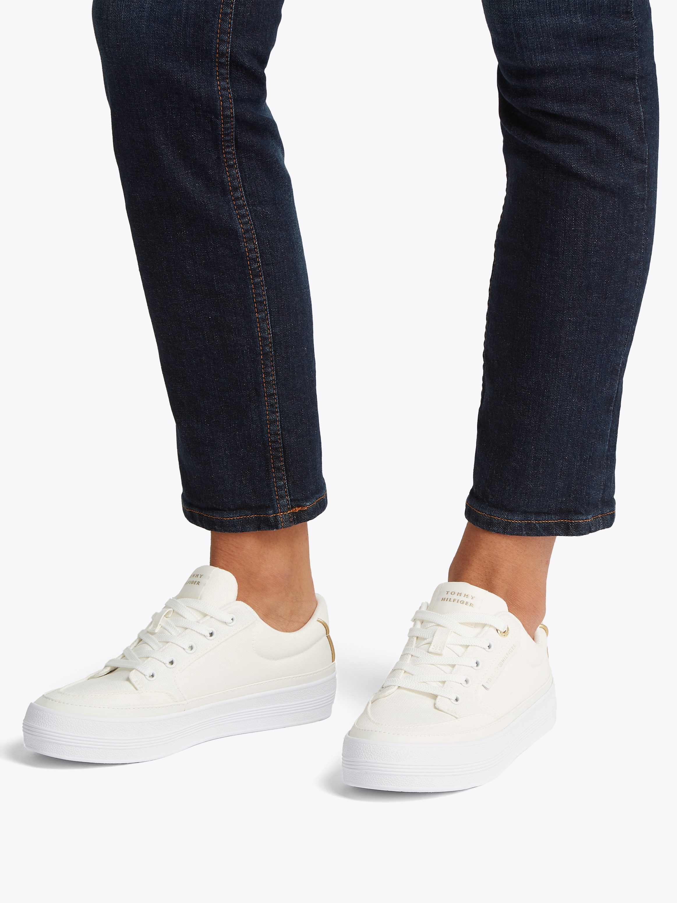 Tommy Hilfiger Plateausneaker "ESSENTIAL VULC TEXTILE SNEAKER", Freizeitsch günstig online kaufen