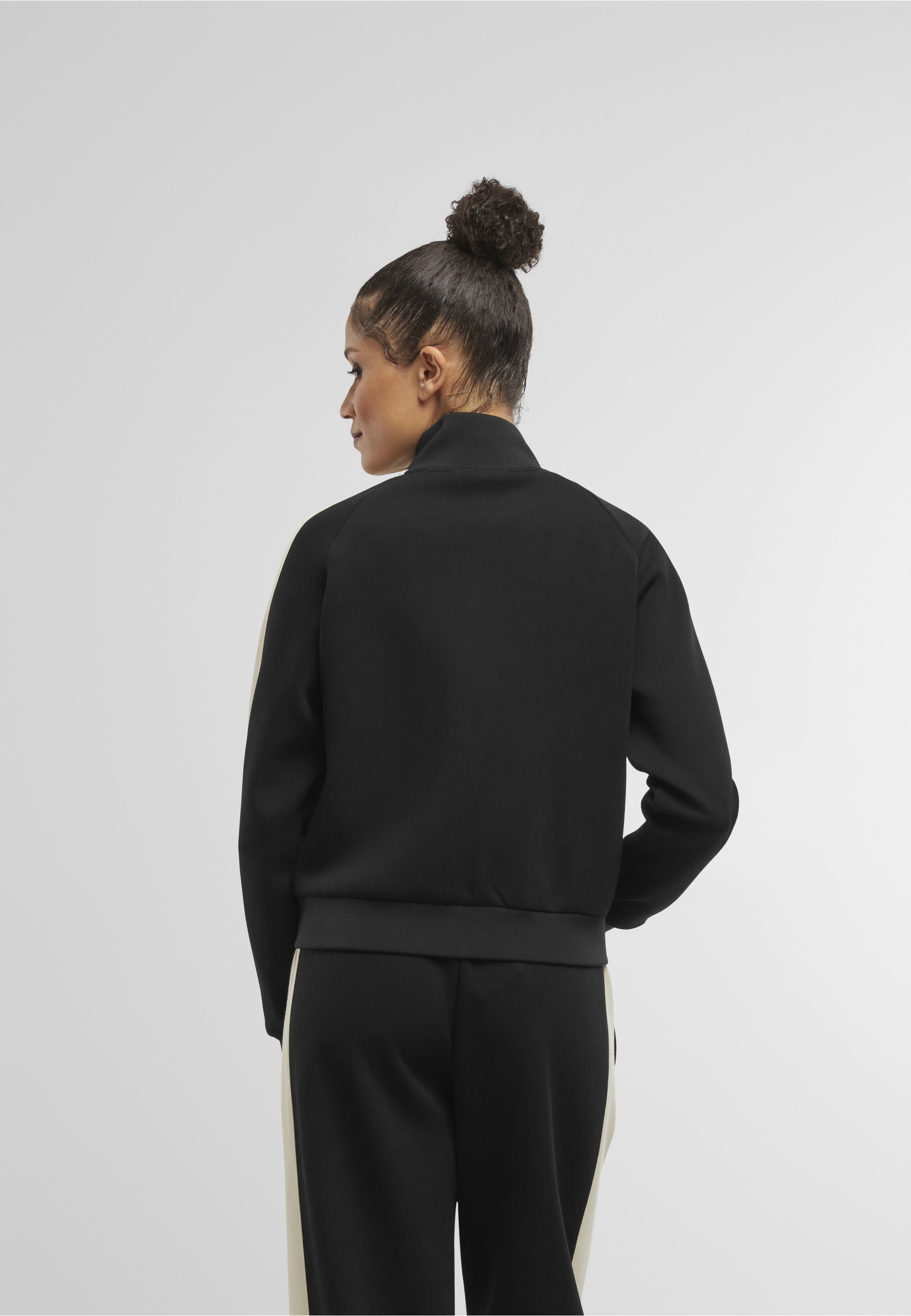 Karl Kani Trainingsjacke »Karl Kani Kani Script Sidestripe Trackjacket« 1 Stk. tlg. ohne Kapuze