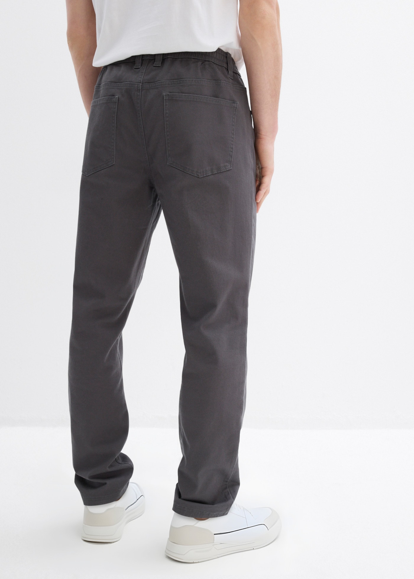 bonprix Schlupfhose  in Stretch-Qualität, mit elastischem Bund, Regular Fit, im Casual-Stil