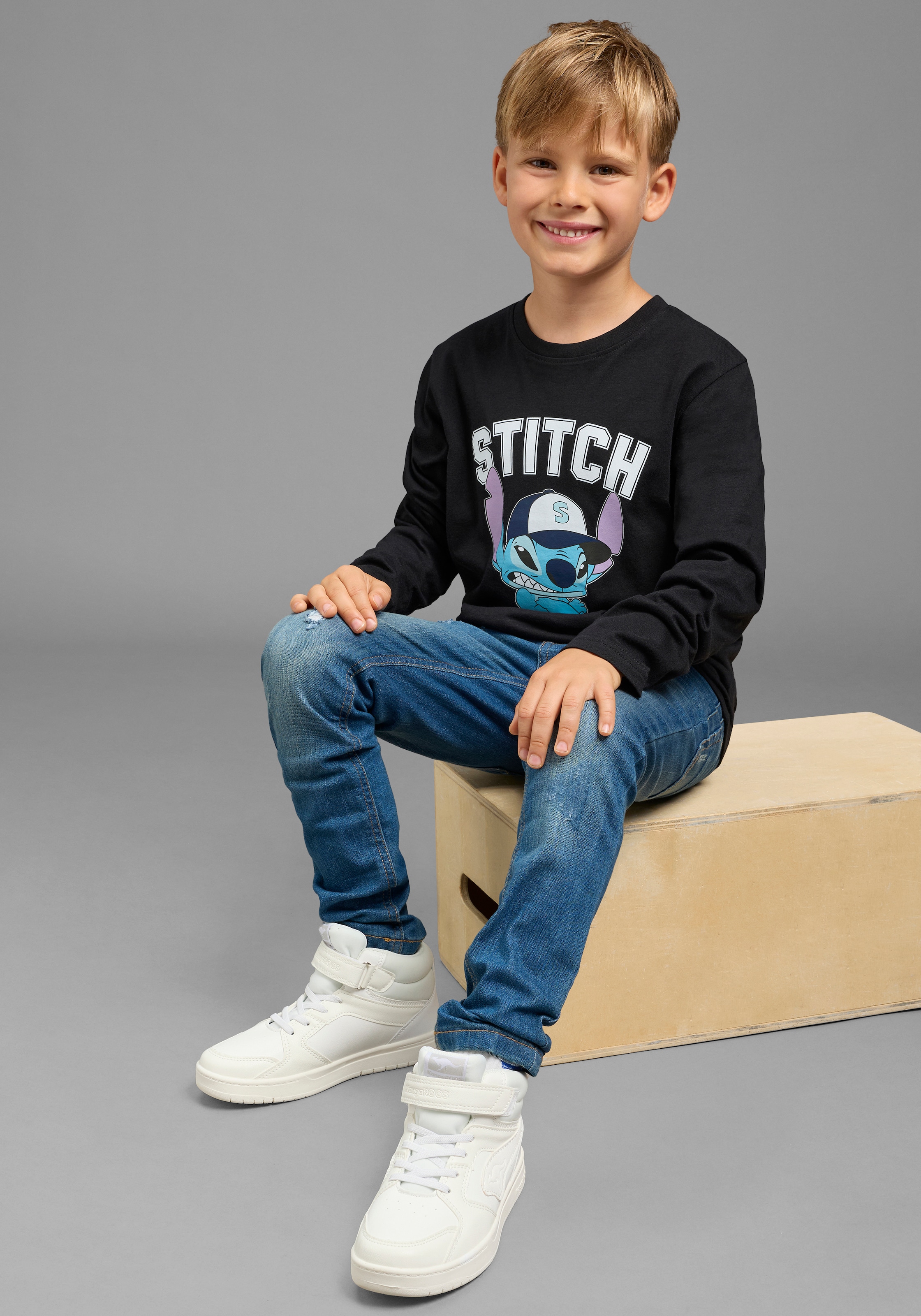 KIDSWORLD Langarmshirt »STITCH Shirt für Jungen, Disney« modischer Stil, Basic-Passform, mit Rundhalsausschnitt