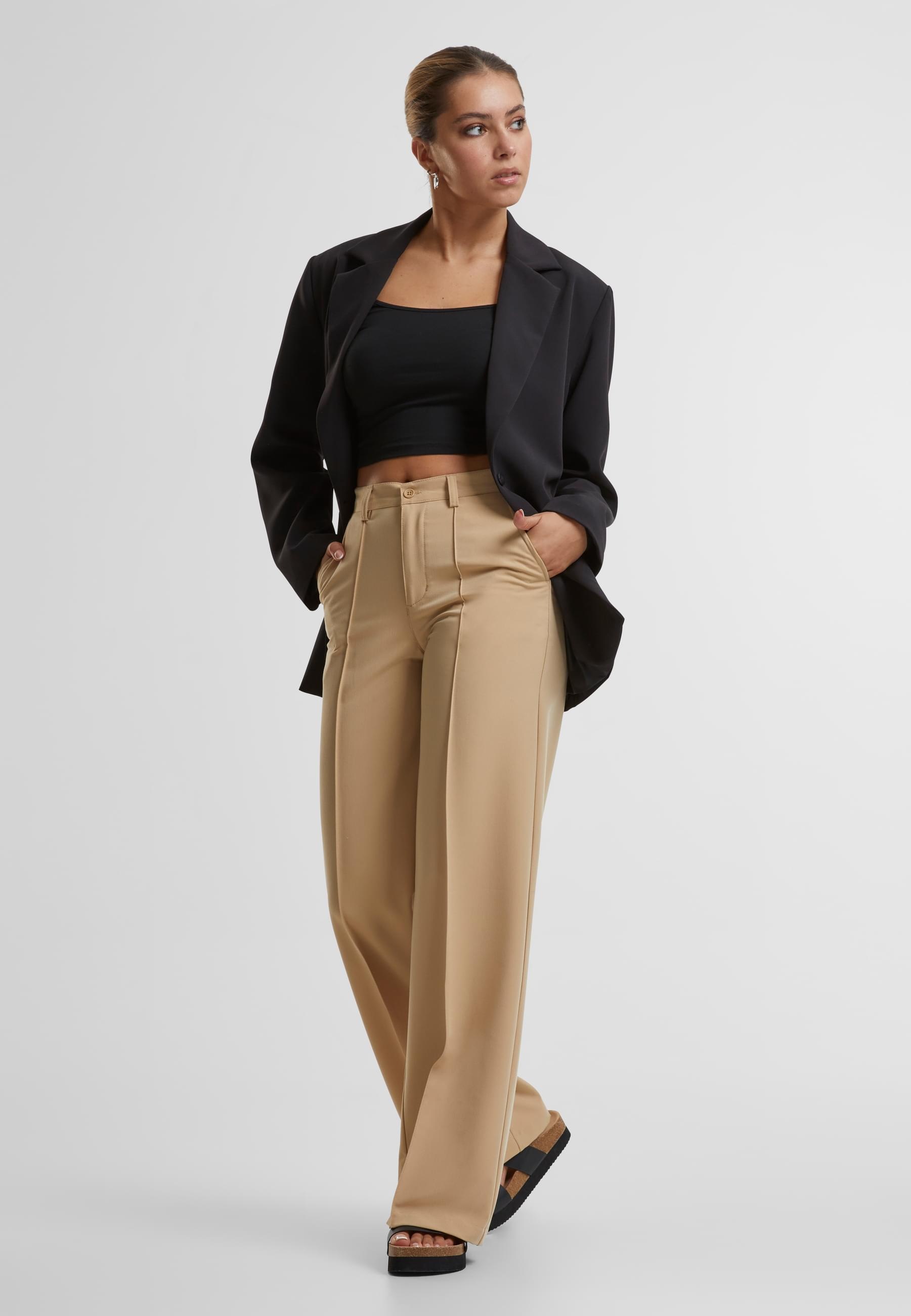 URBAN CLASSICS Stoffhose »Urban Classics Damen Ladies Wide Pleated Pants«, (1 tlg.)