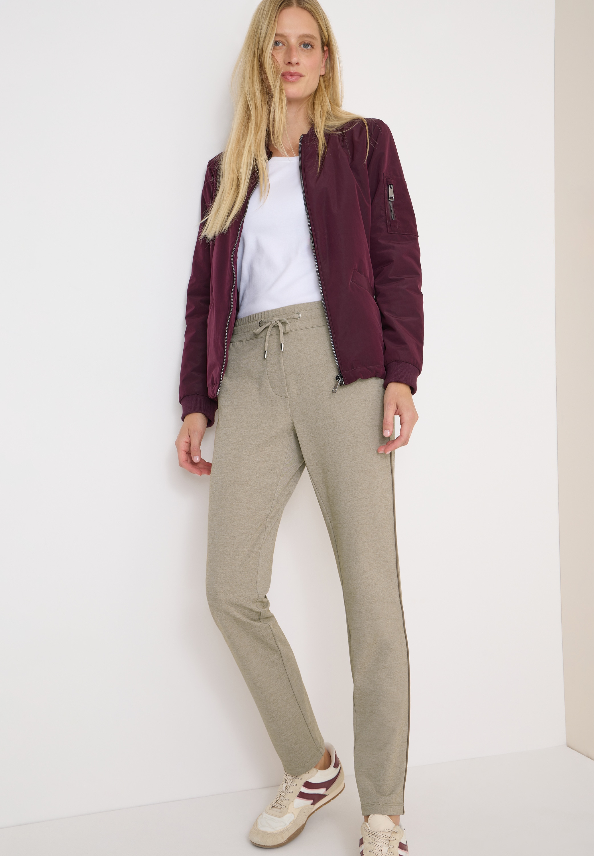 Cecil Jogger Pants  Middle Waist