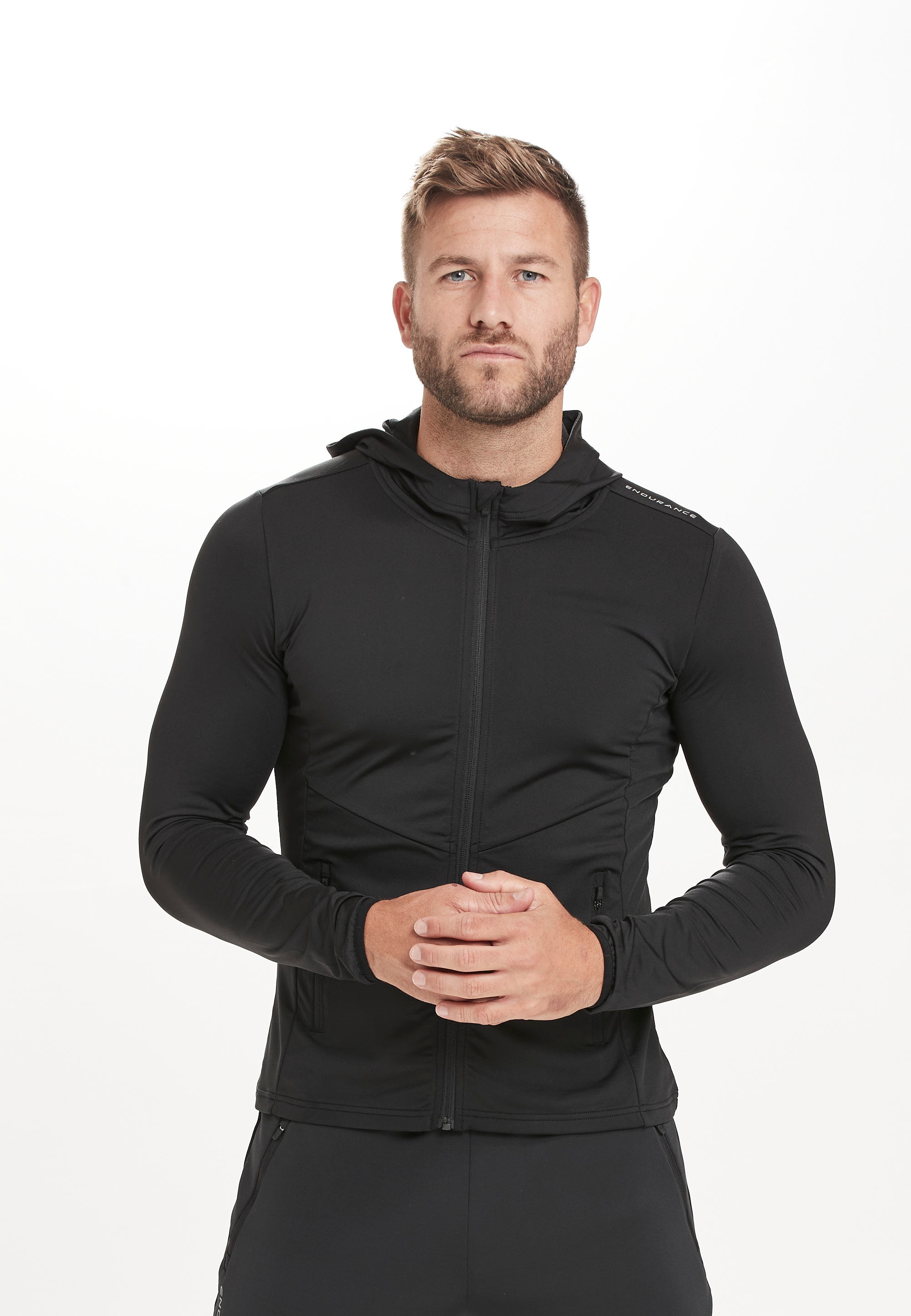 ENDURANCE Laufjacke "Laitina", mit praktischem Kinnschutz günstig online kaufen