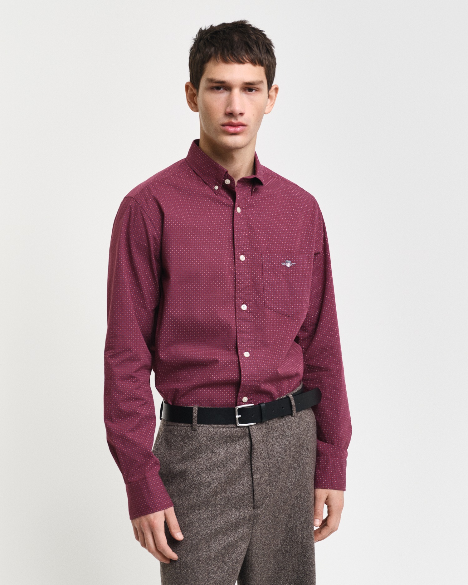 Gant "REG MICRO PRINT SHIRT" mit einem dezenten, durchgehenden Mikro-Print