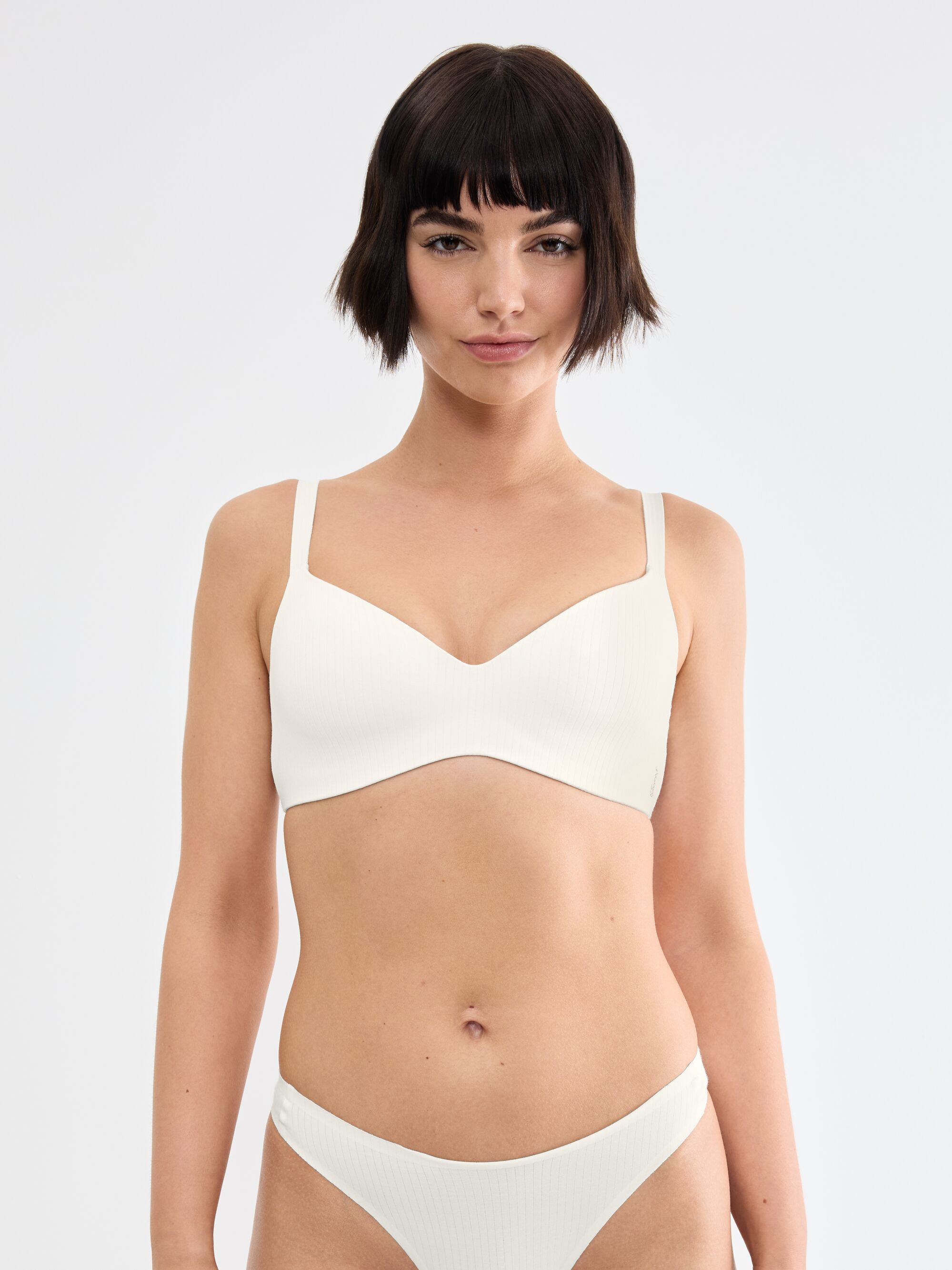 sloggi T-Shirt-BH "ZERO Feel Pure THE UP TShirt Bra" natürlich und unsichtbar