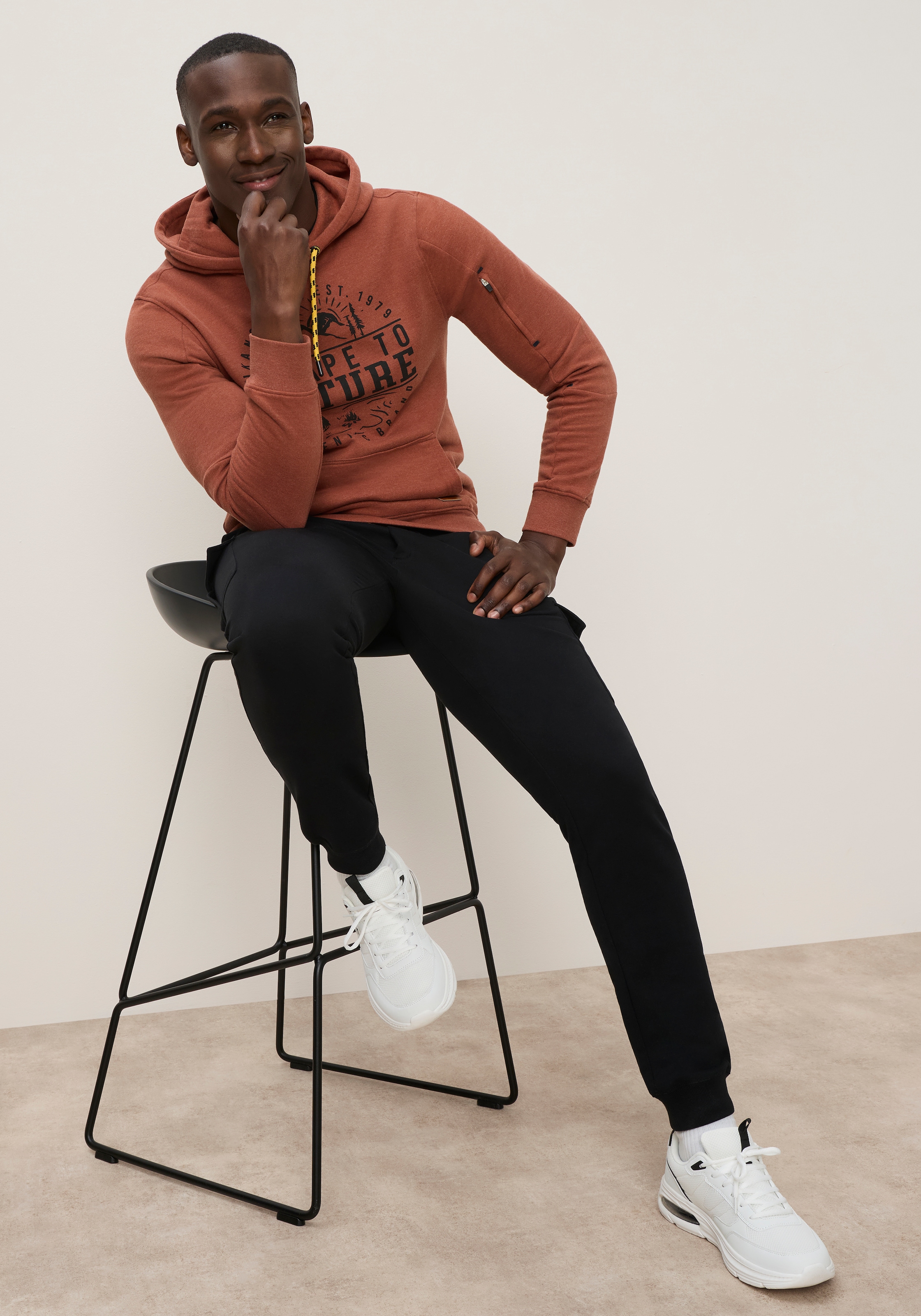 KangaROOS Kapuzensweatshirt , mit Kapuze und Kordelzug, Langarm, auch in großen Größen
