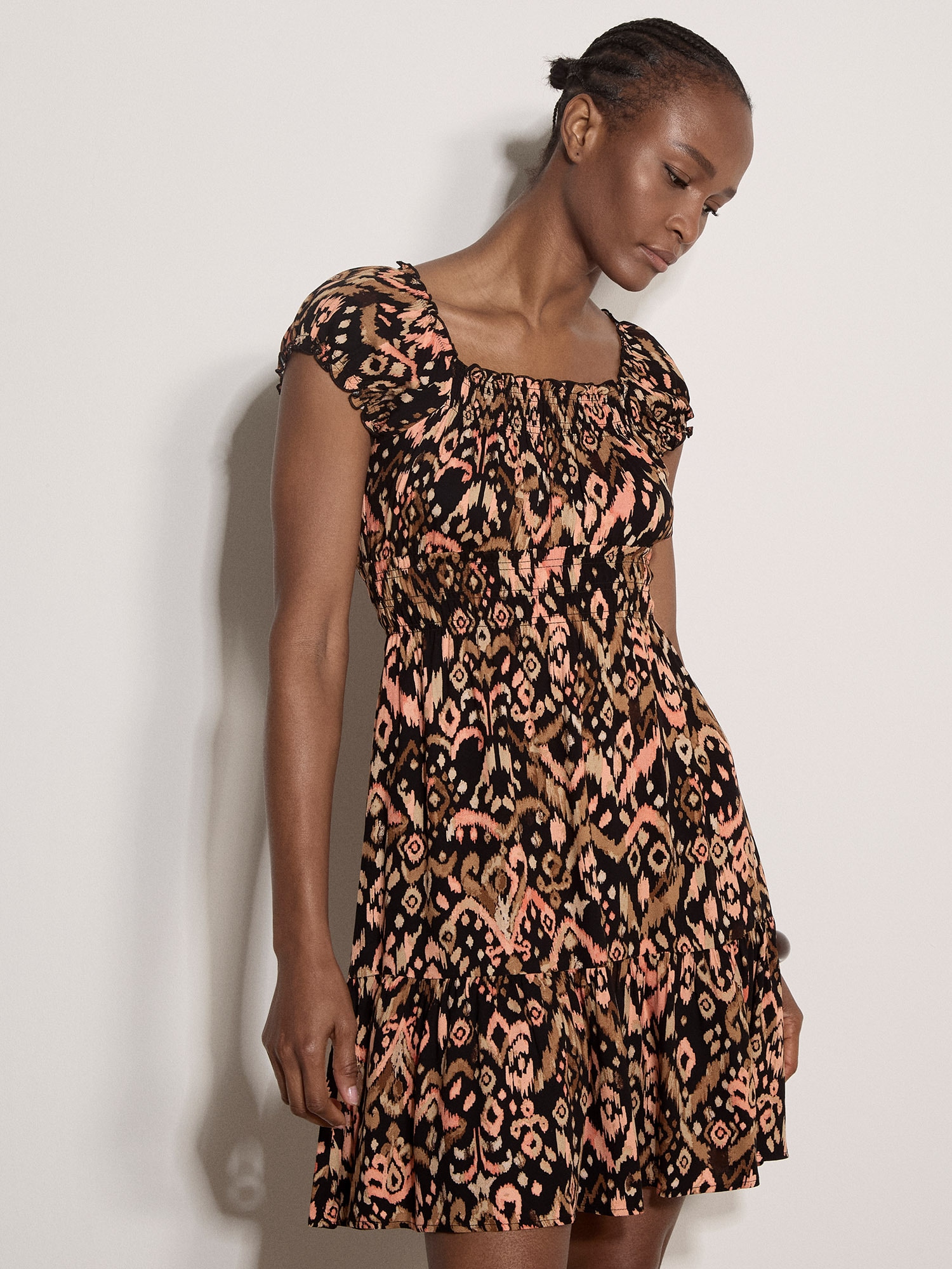 Apricot Druckkleid "Smokkleid" 1 tlg. mit Ikatmuster