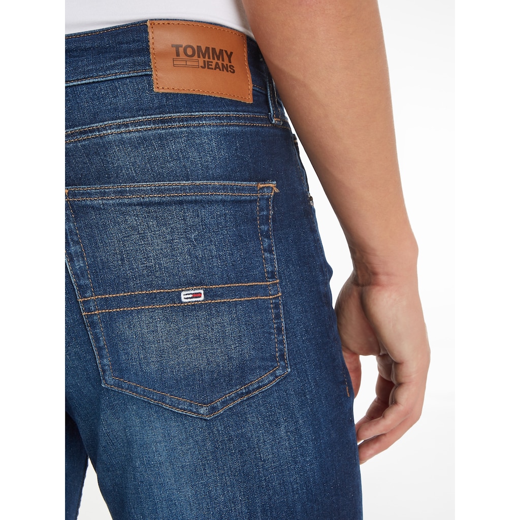 Tommy Jeans Straight-Jeans »RYAN«, mit Elasthan für einen bequemen Sitz