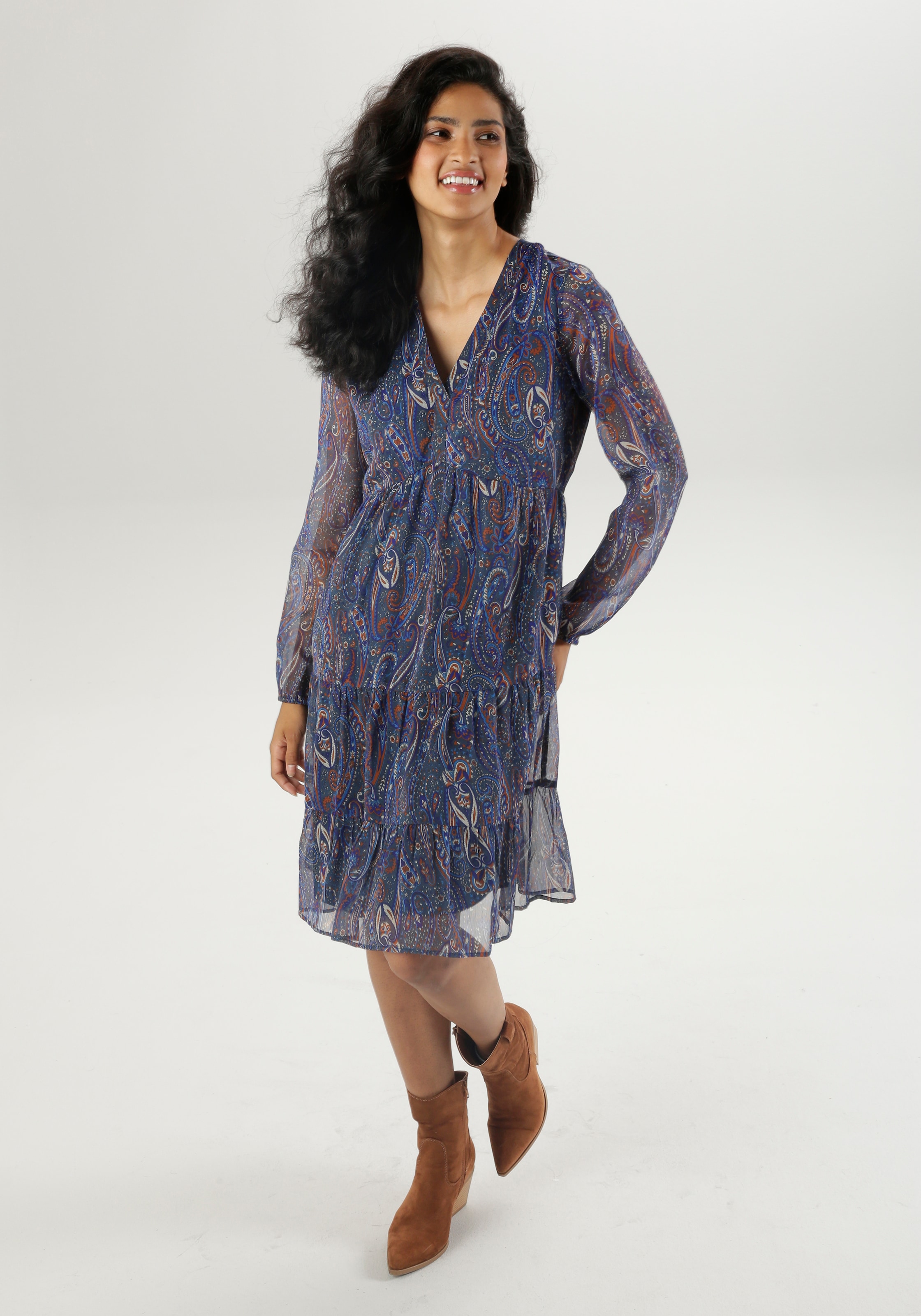 Aniston CASUAL Blusenkleid, mit farbharmonischem Paisley-Muster - NEUE KOLLEKTION