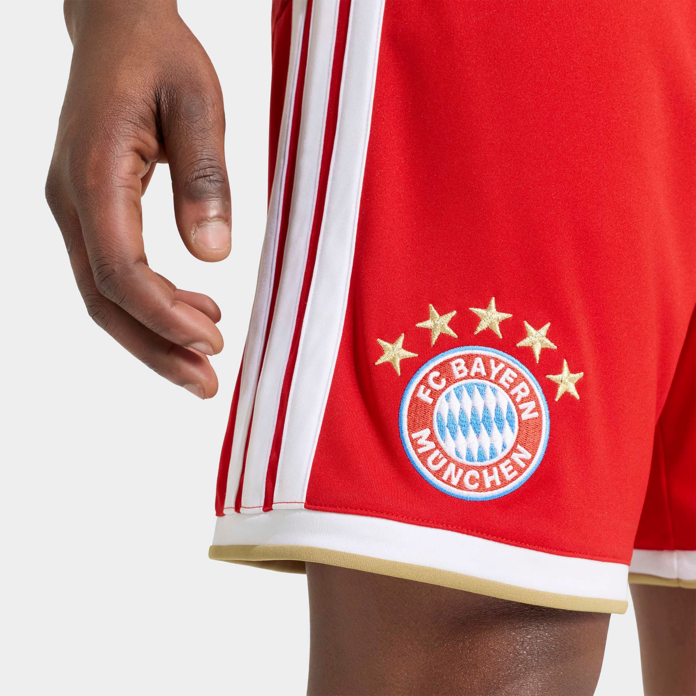 adidas Performance Trainingsshorts »FCB H SHO«  für Fußball, mit elastischem Bund und Kordelzug, aus Polyester