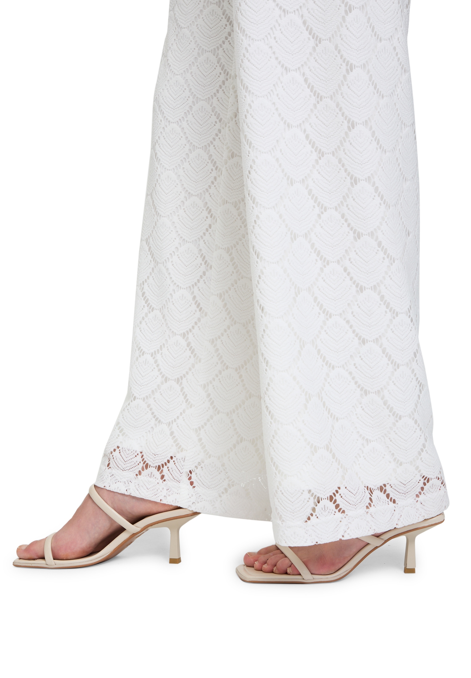 Betty&Co Schlupfhose »Betty & Co Schlupfhose mit Lochmuster«, Material