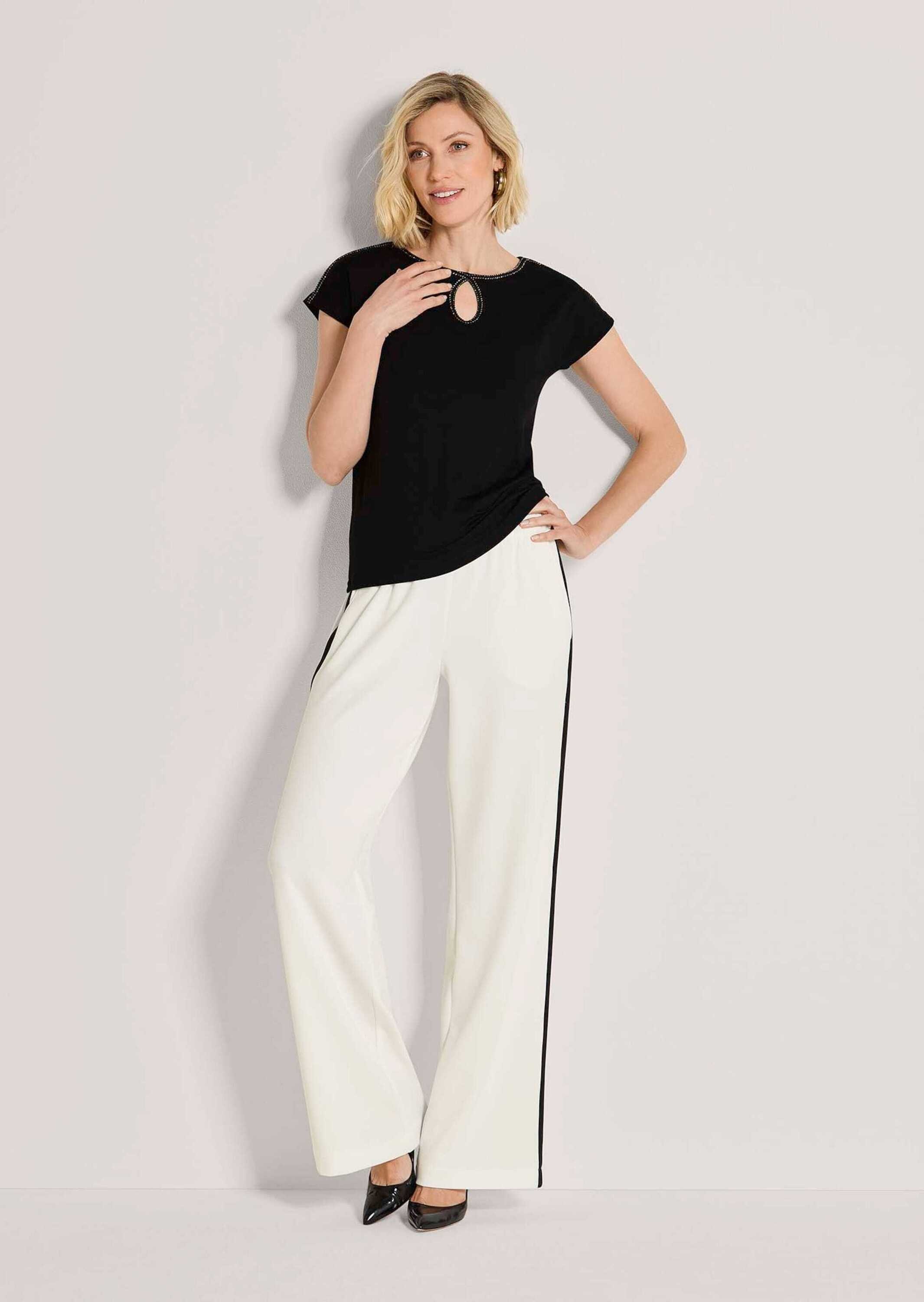 MADELEINE Kurzarmshirt »Shirt Cut-out-Shirt mit Schmuckband«