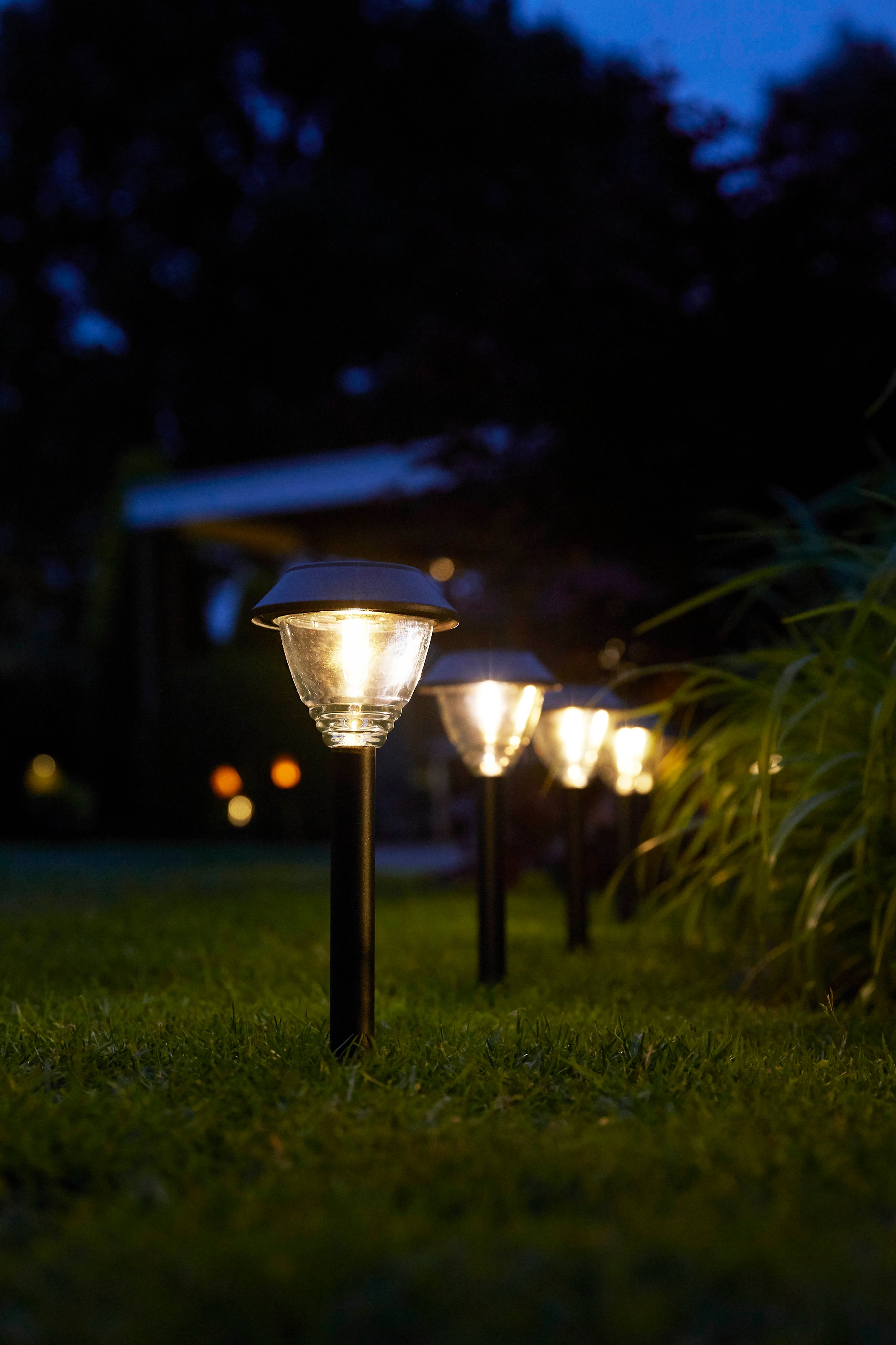 Thumbnail - LUXFORM Gartenleuchte "Solar-Gartenlampe - Kodiak - 2 St - 5 Lumen - LED" LED-Modul 2 Stk. Aus Edelstahl & Glas gefertig...