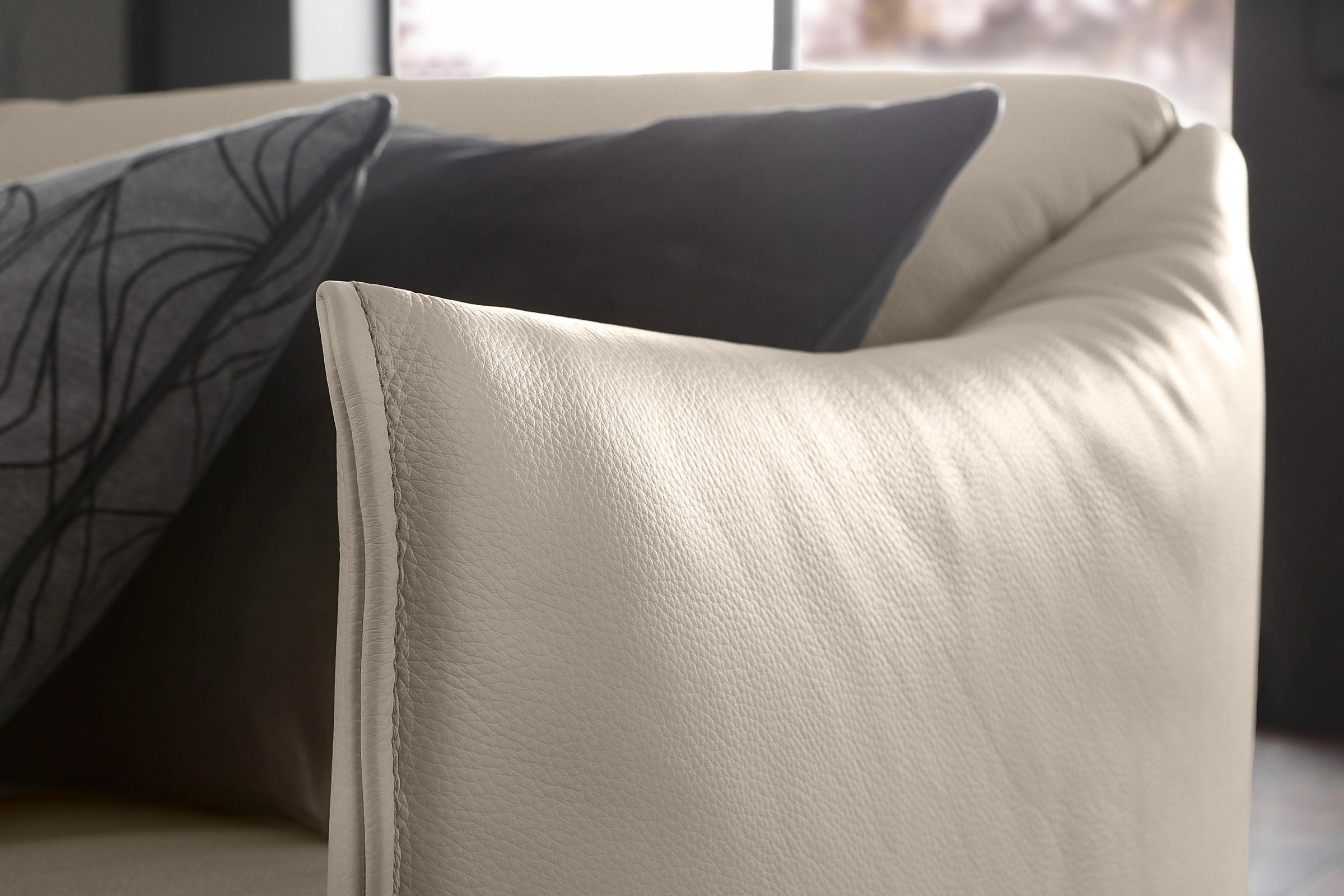 W.SCHILLIG 2,5-Sitzer »sally« mit Metallfüßen in Silber matt, Breite 194 cm