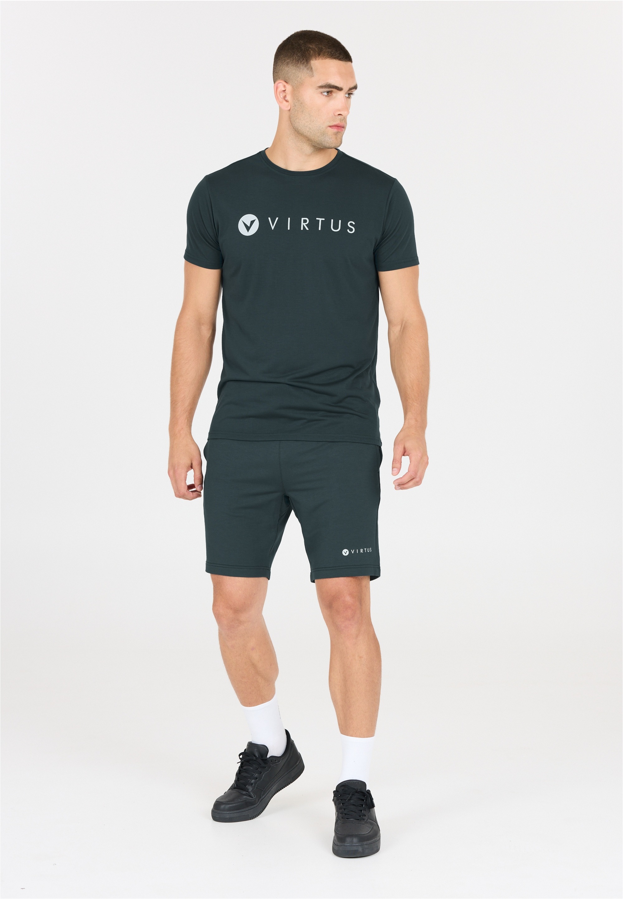 Virtus Shorts »Patrick V2«, mit verstellbarem Tunnelzug