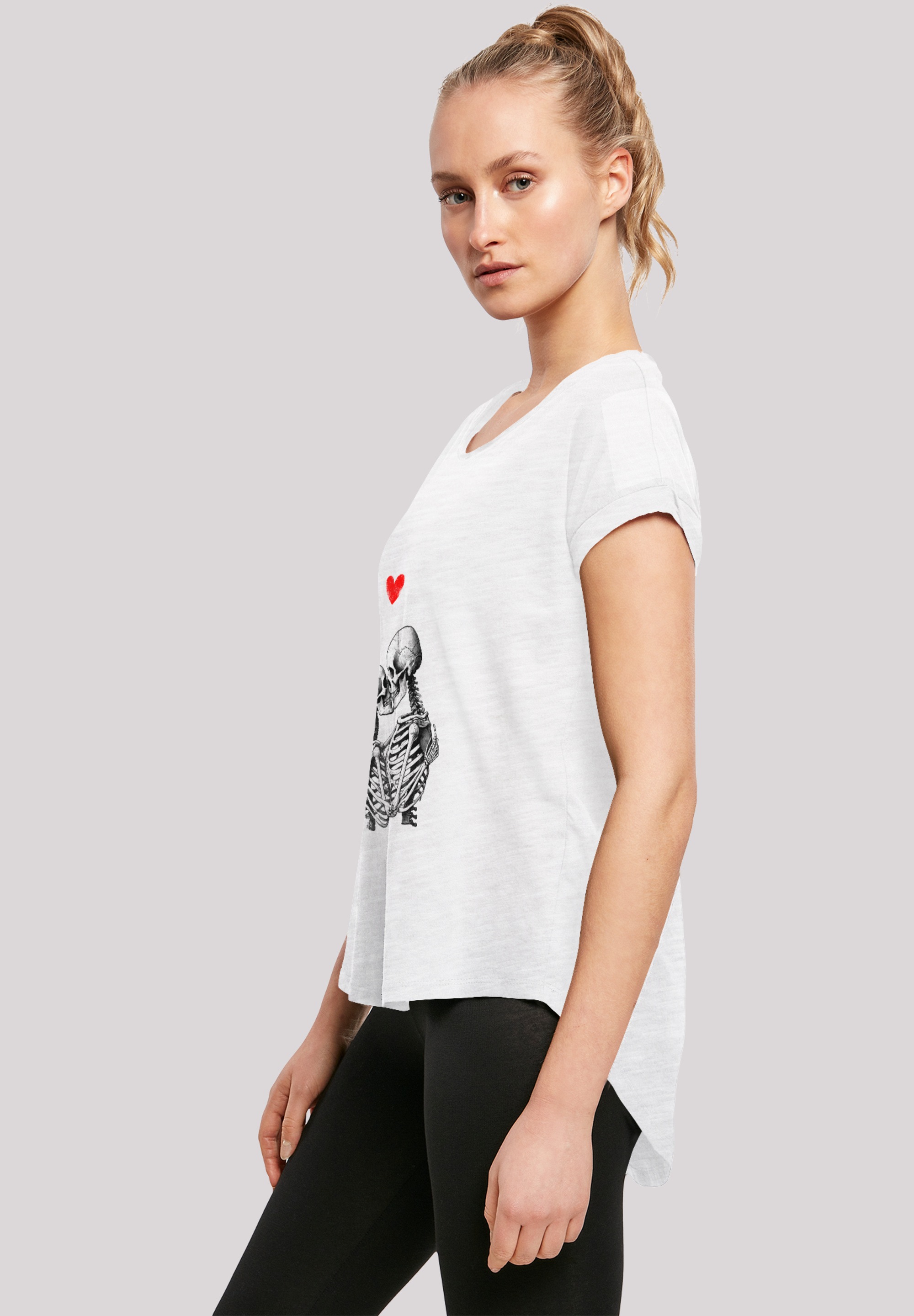 F4NT4STIC T-Shirt »Love is all you need«, Premium Qualität