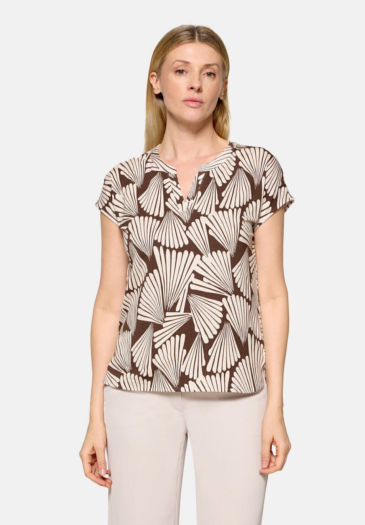 Betty Barclay Kurzarmshirt »Damen mit V-Ausschnitt« 1