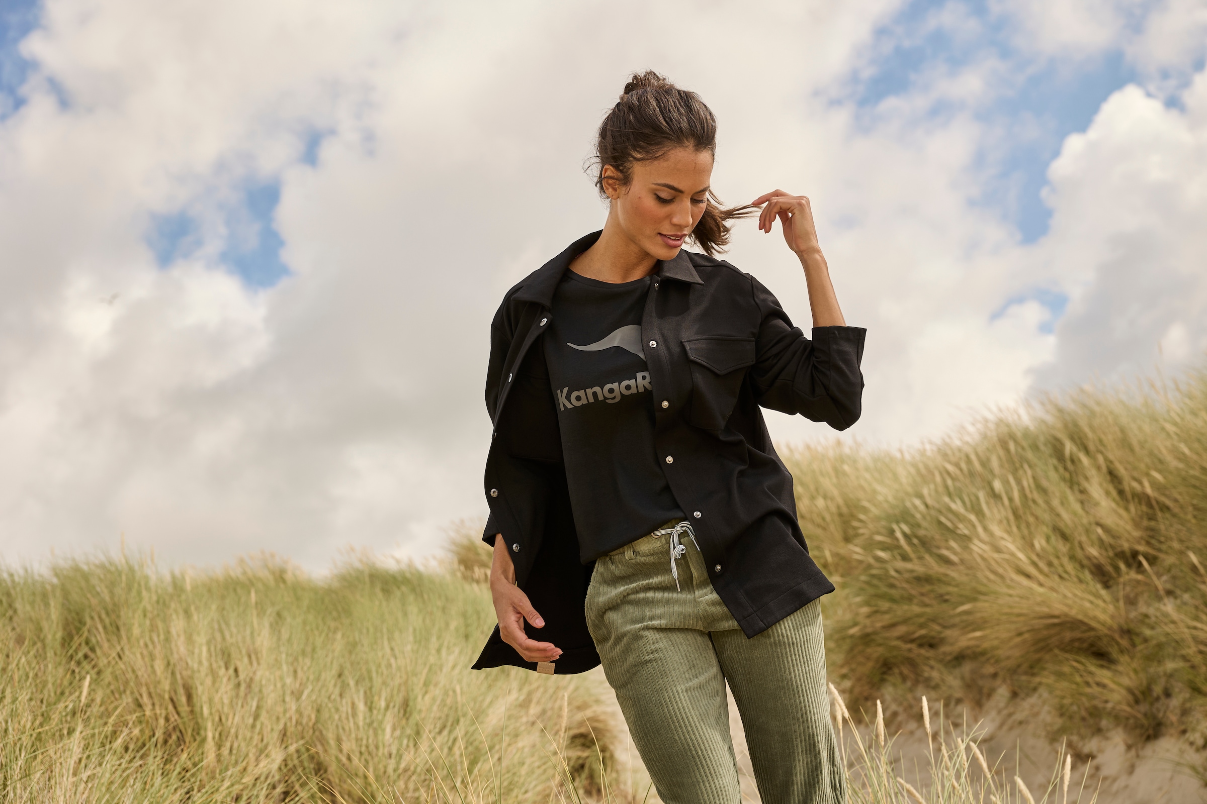 KangaROOS Jogger Pants  in Cord-Optik mit elastischem Bund
