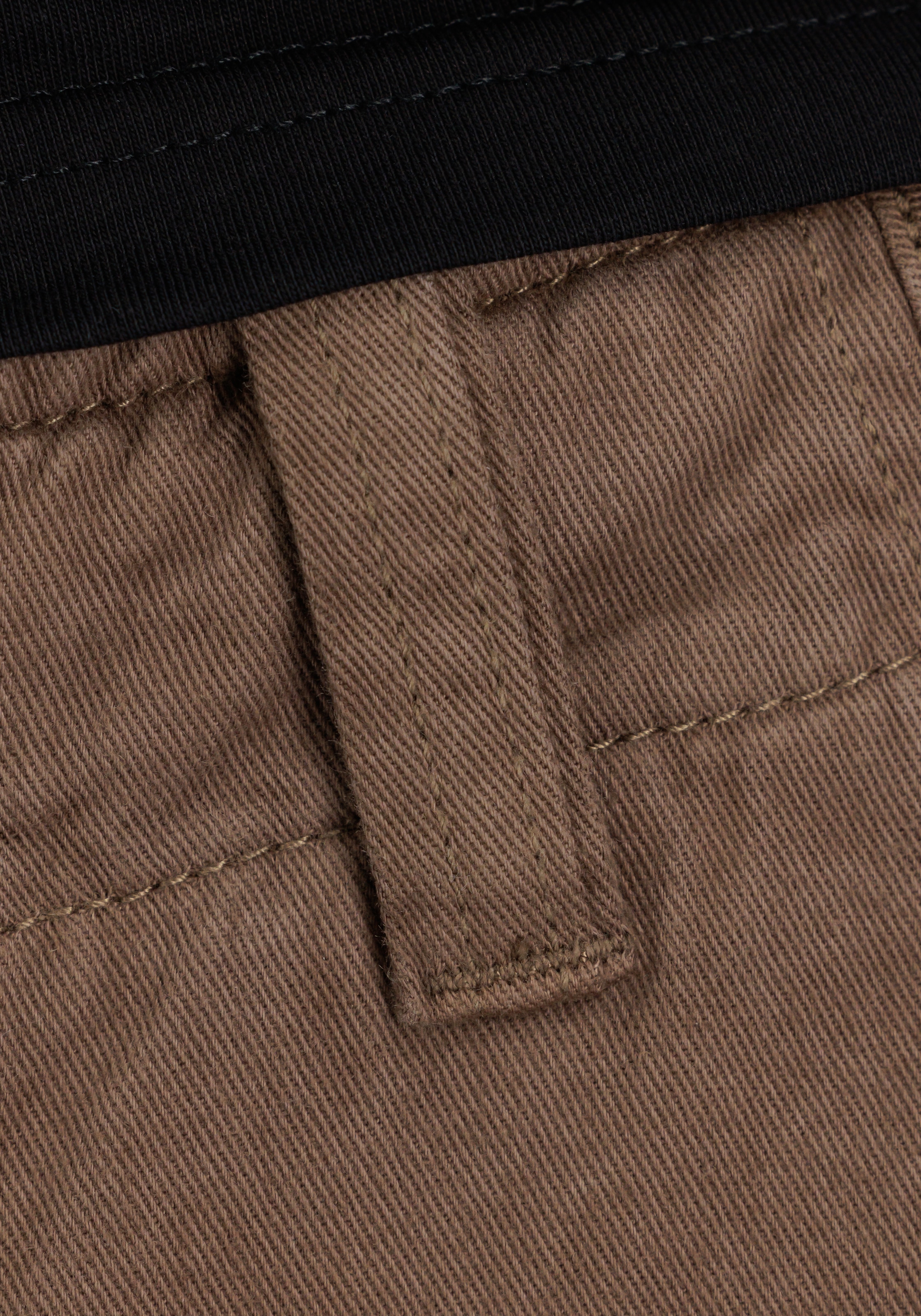 Alpha Industries Cargohose »Jet Pant«  mit seitlichen Cargotaschen und Kordelzug am Beinabschluss