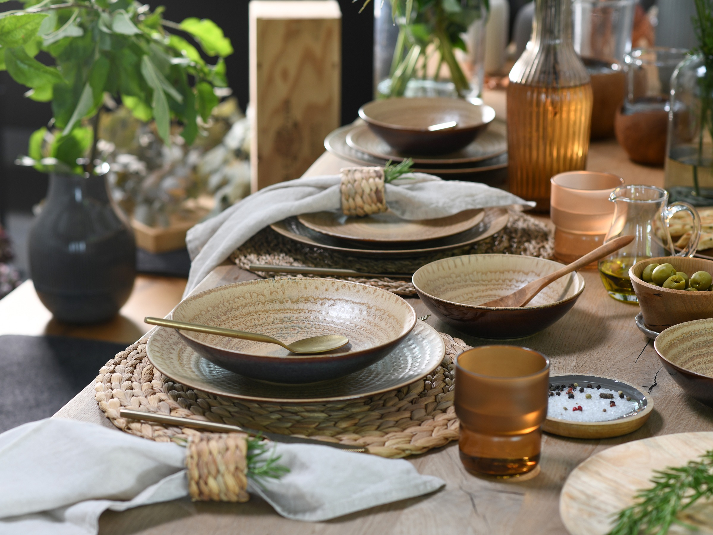 CreaTable Teller-Set »Neapel, Tellerset 16-tlg.« Edles Tellerset, Vulkanoptik