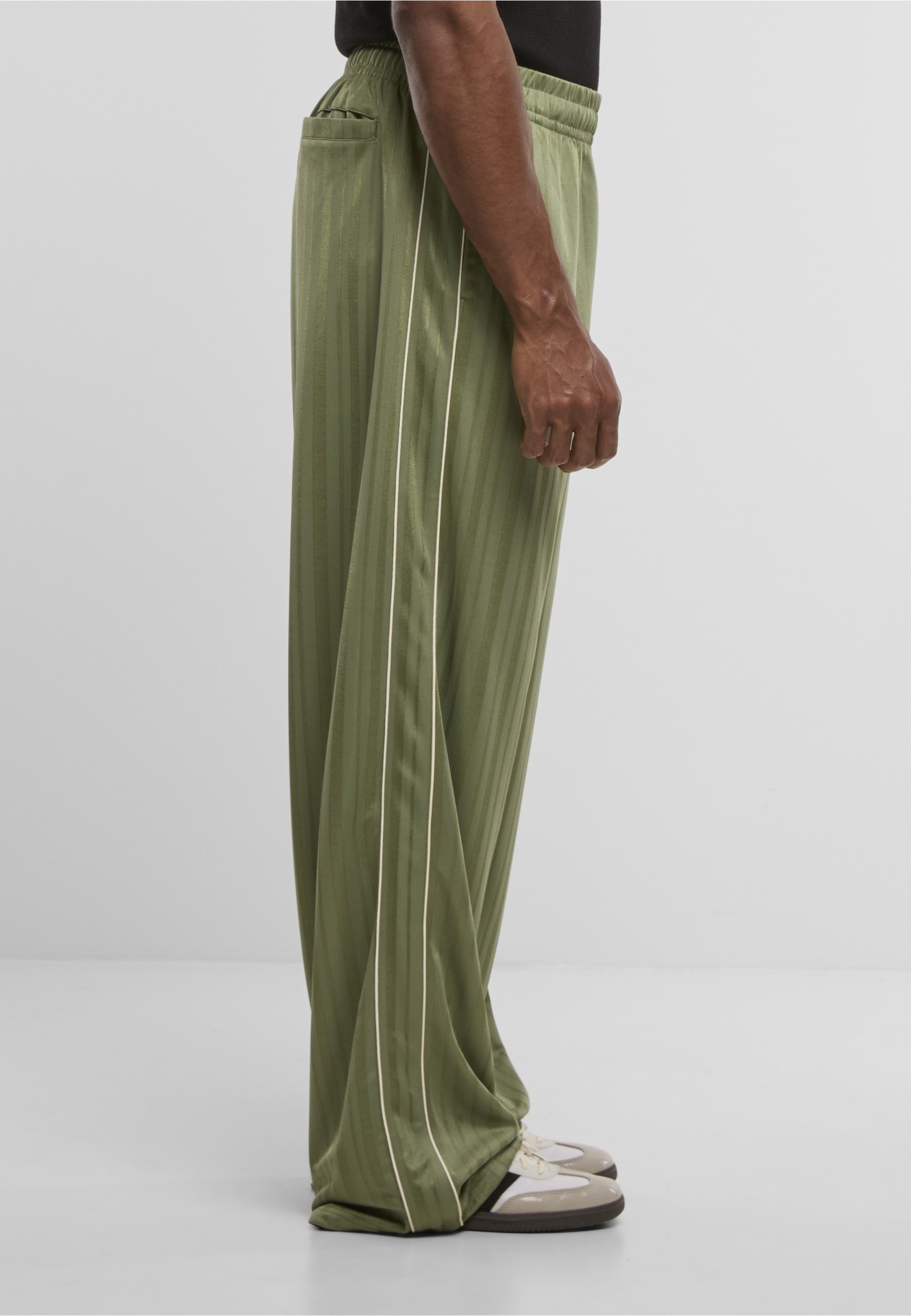 Karl Kani Trekkinghose »Karl Kani Signature Shadow Stripe Baggy Trackpants«