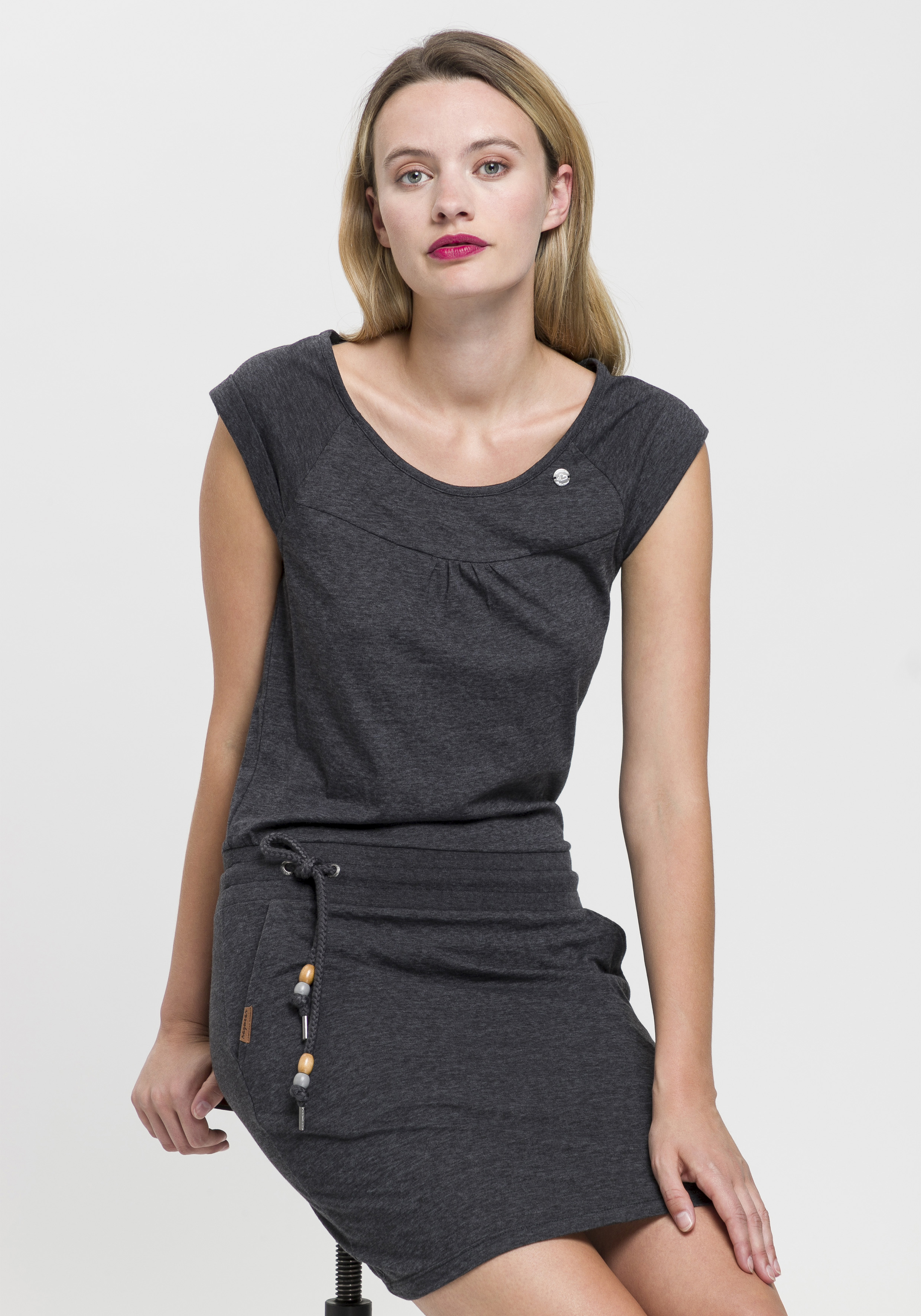 Ragwear Jerseykleid "PENELOPE UNI O" Eingrifftaschen mit Kordelzug und kontrastfarbigem Zierperlen-Besatz