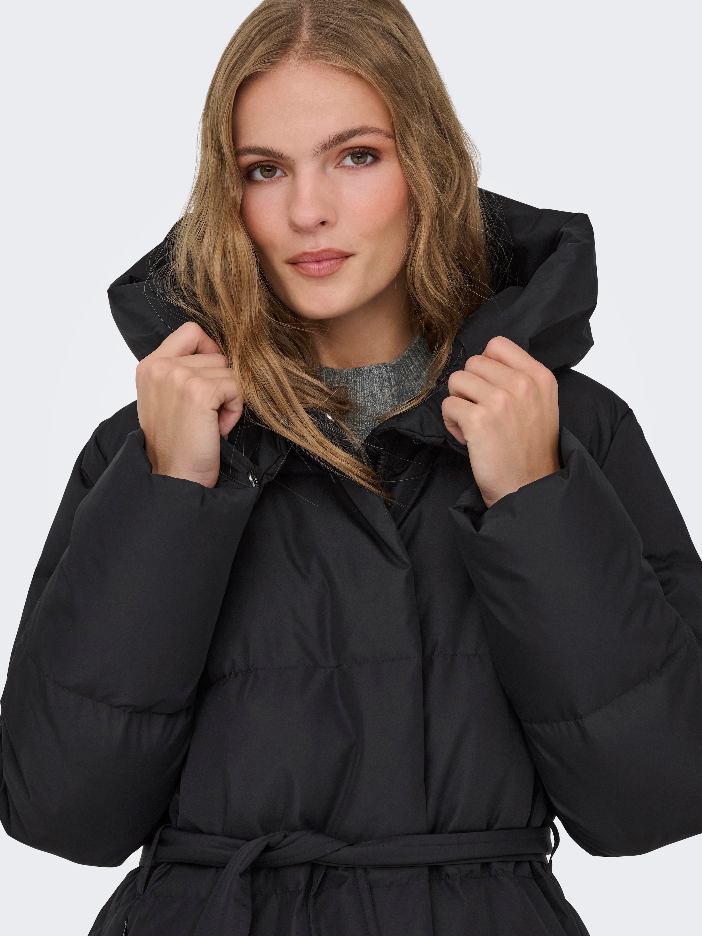ONLY Steppmantel »ONLDAGMAR PUFFER BELT DOWN COAT OTW« Kunstfaser, leicht und warm gefüttert