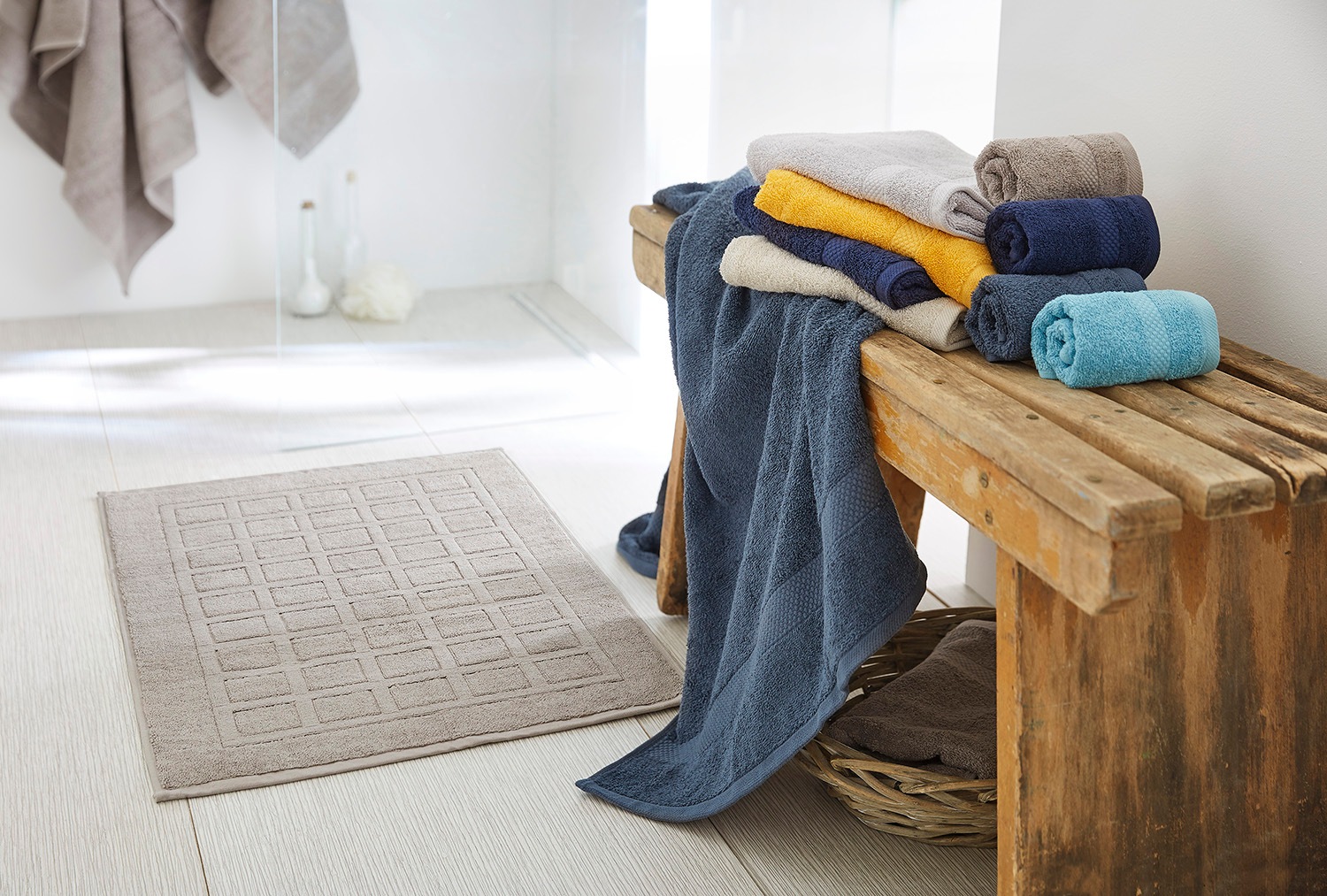 Thumbnail - Dyckhoff Badematte "Planet" Höhe 3 mm beidseitig nutzbar  fußbodenheizungsgeeignet Baumwolle, 2er Set Hotelmatte