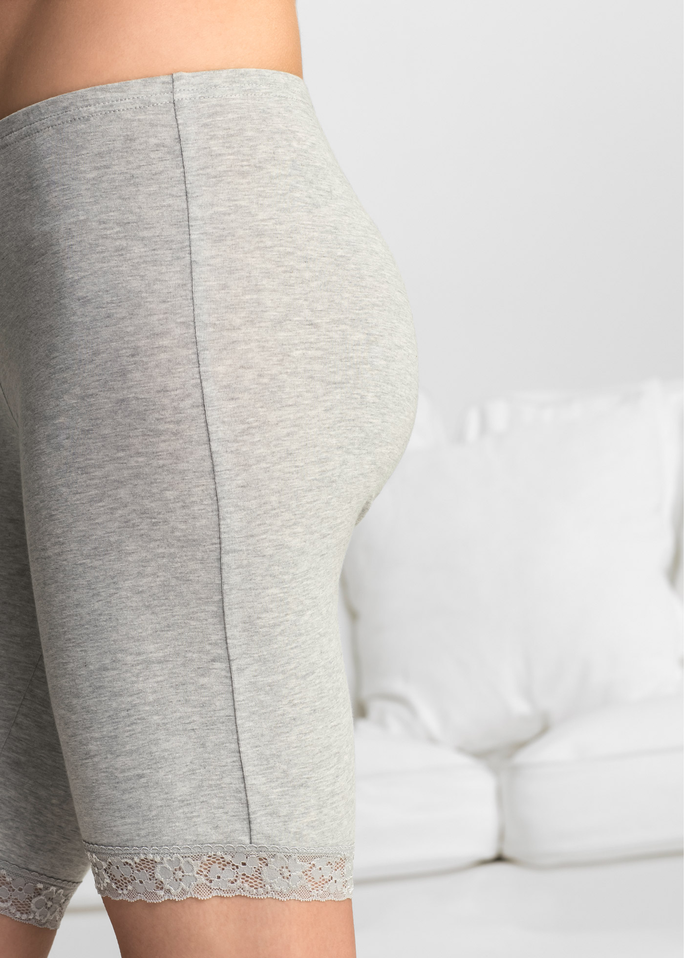 Thumbnail - bonprix Lange Unterhose Packung, 3 Stk. Radlerpants aus Baumwoll-Jersey mit Spitzenkante