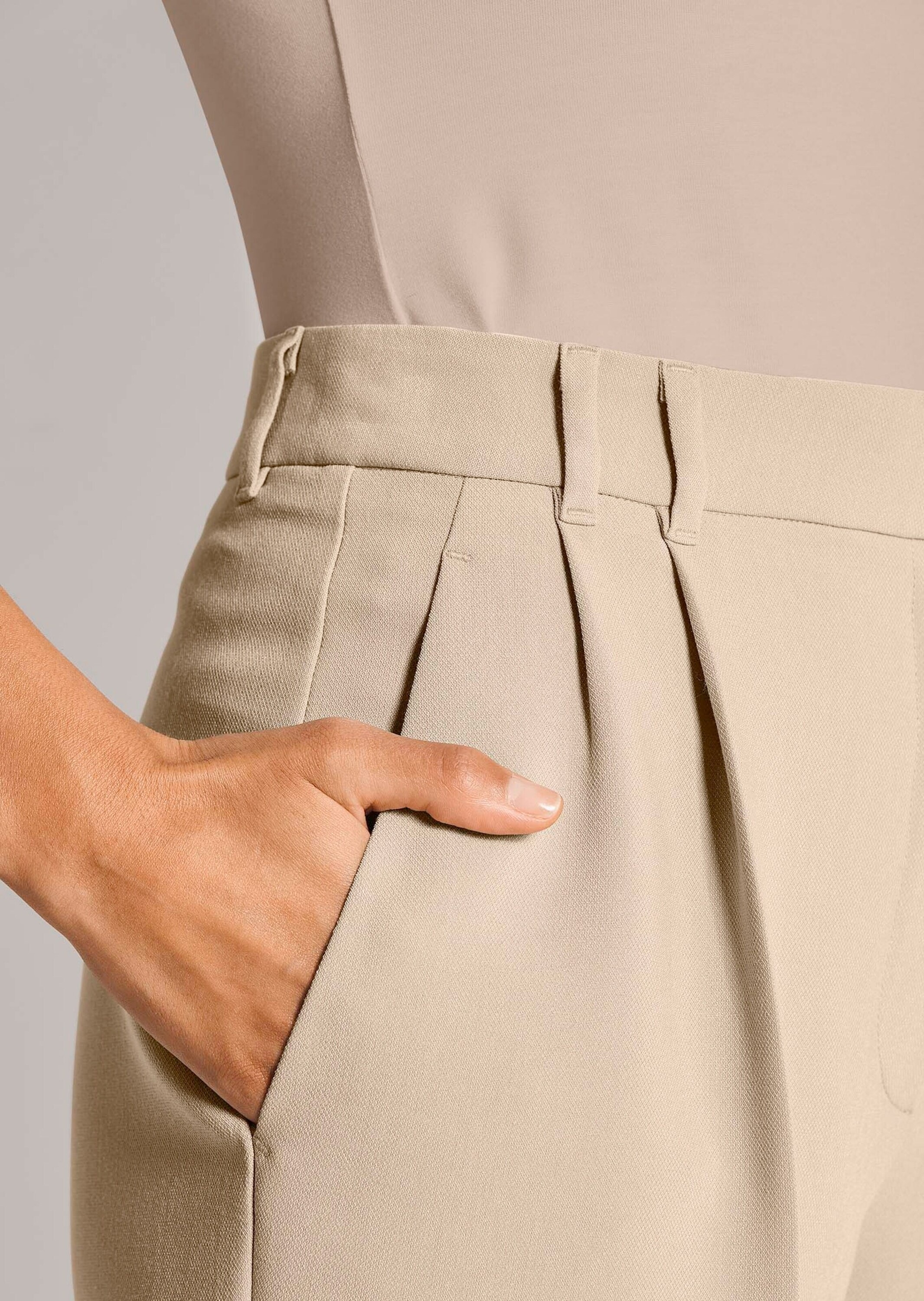 MADELEINE Bundfaltenhose »Chinohose Bundfaltenhose mit Stretch-Komfort«