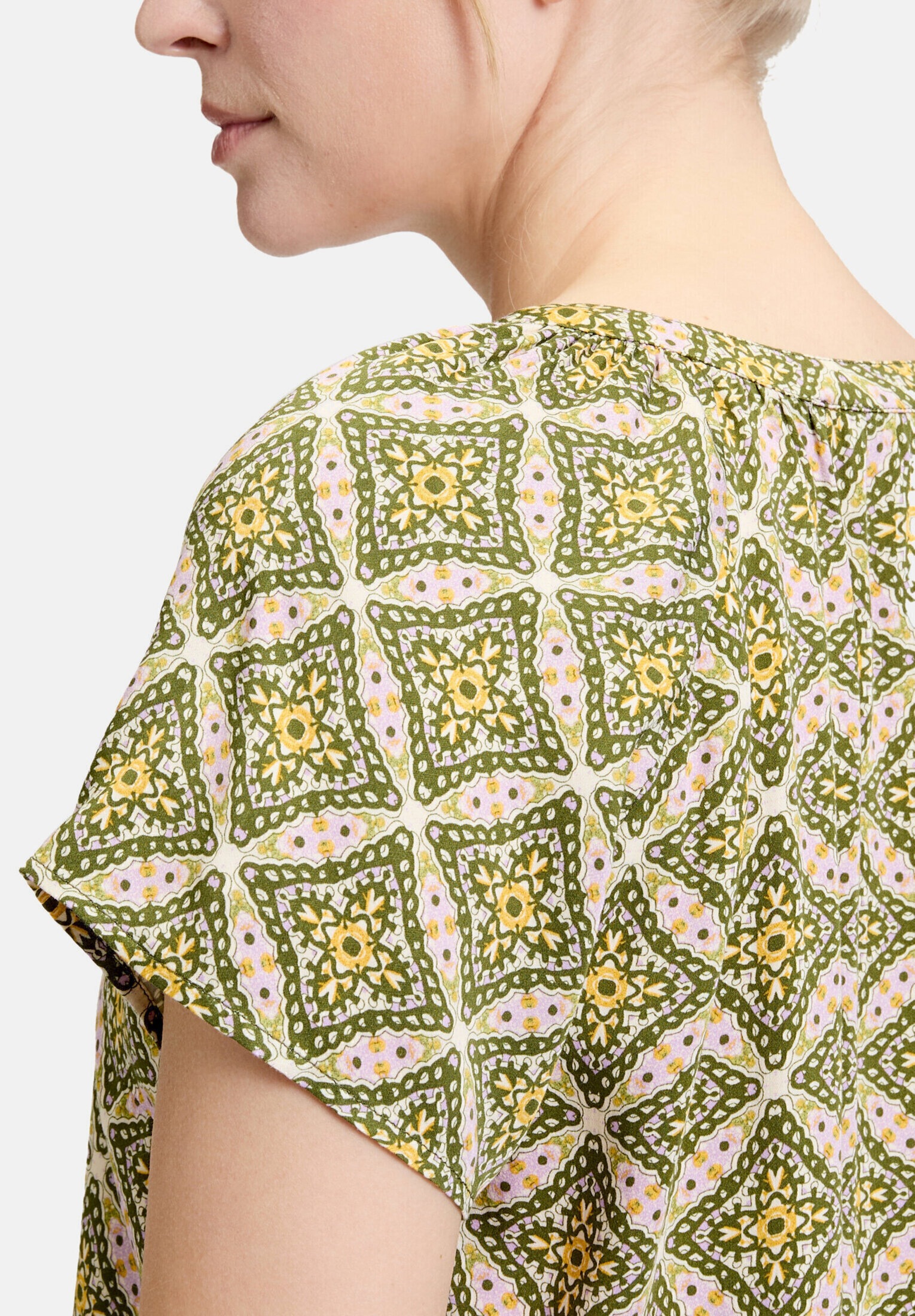 Cartoon Shirtbluse »Damen mit Muster«