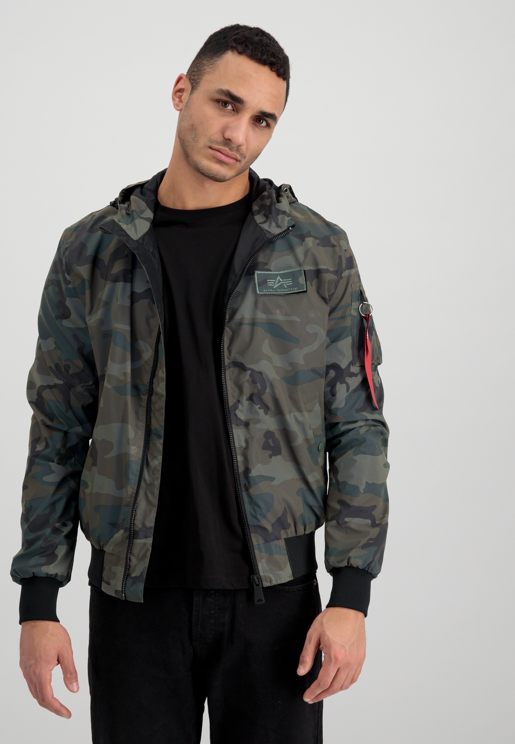 Alpha Industries Bomberjacke "MA-1 LW Hooded Refl. Camo Bomberjacke" günstig online kaufen