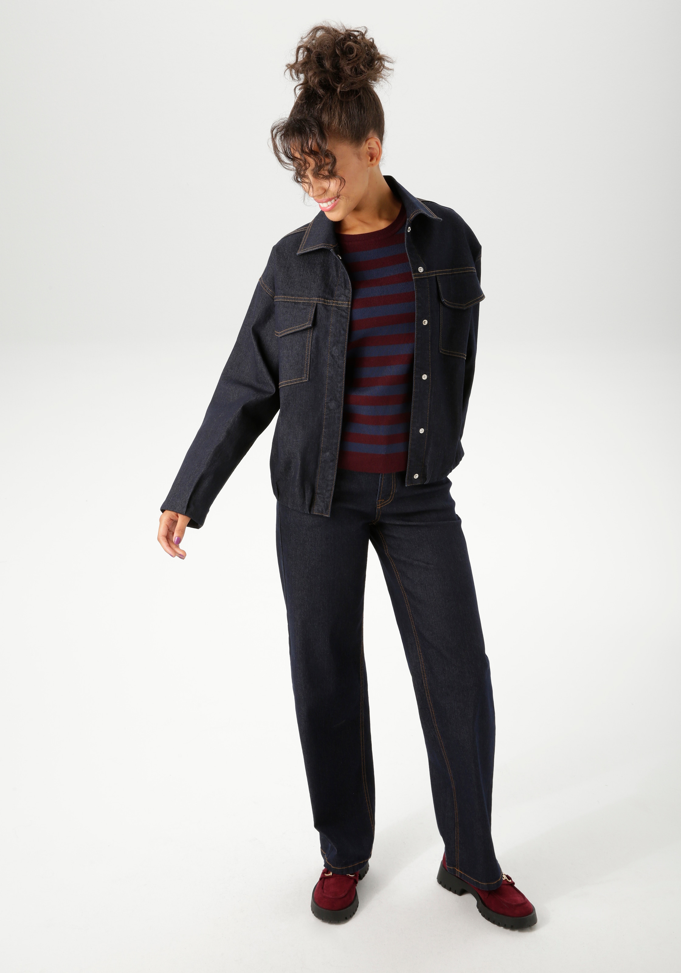 Aniston CASUAL Jeansjacke, mit verdeckten Druckknöpfen zu schließen - NEUE KOLLEKTION