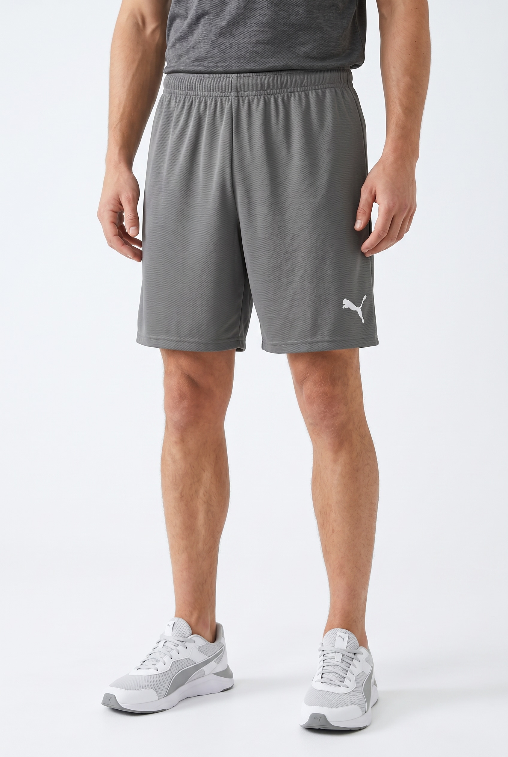 PUMA Trainingsshorts "TEAMRISE SHORT" atmungsaktives Material, mit DryCELL Technologie, elastischer Bund