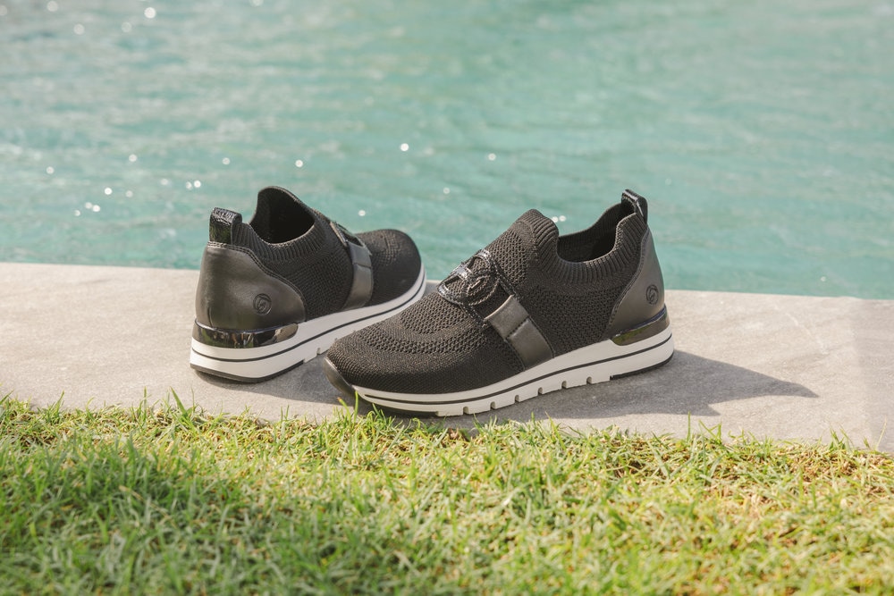 Remonte Slip-On Sneaker, Freizeitschuh, Halbschuh, Slipper mit Gummizug am Schaftrand