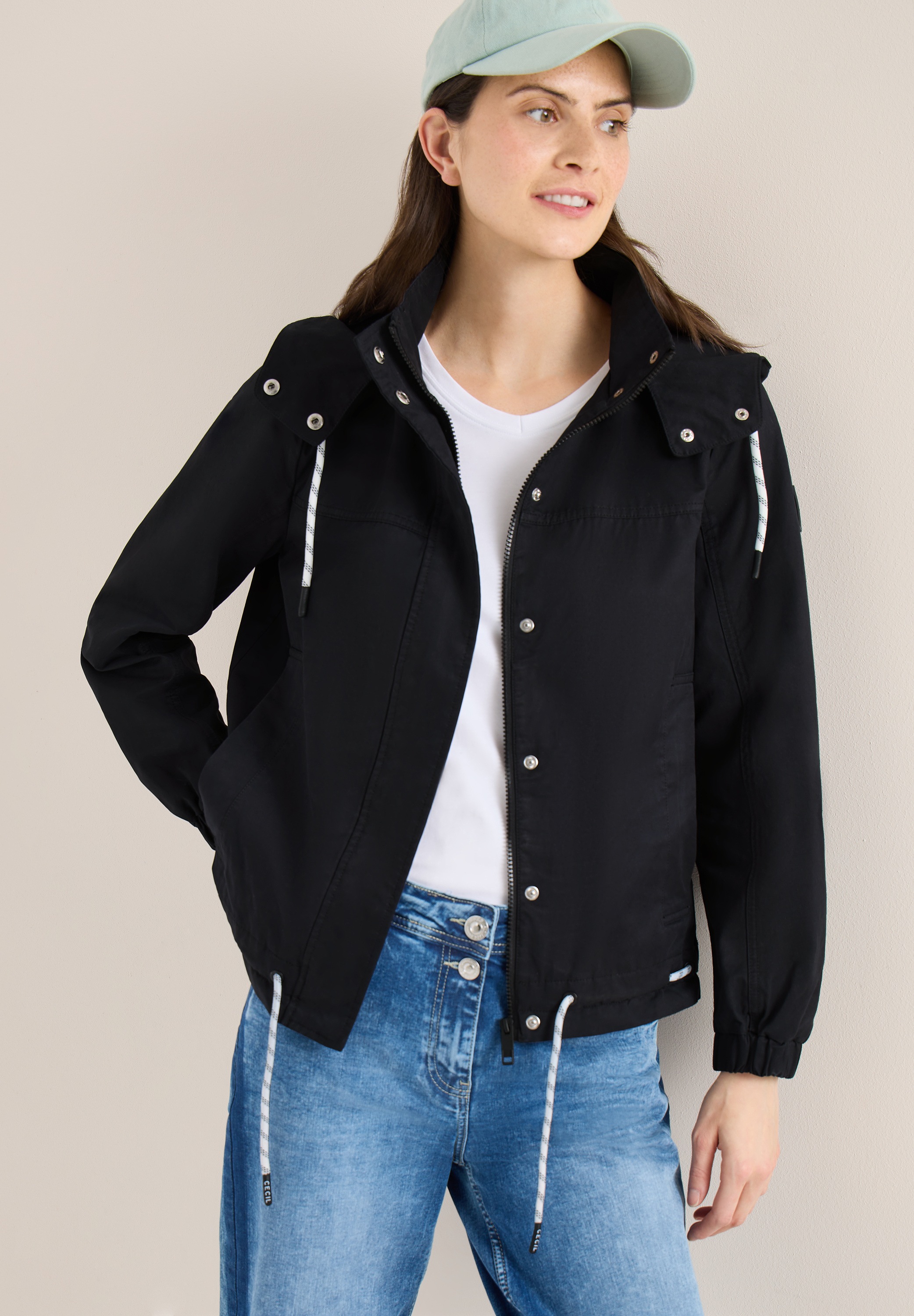 Outdoorjacke CECIL, Damen, Gr. S (38), schwarz, Web, Obermaterial: 59% Baumwolle, 30% Polyester, 11% Polyamid; Futter: 100% Baumwolle, unifarben, comfort fit normal, ohne Ausschnitt, Bündchen, Jacken Outdoorjacke, im Hoodie-Style