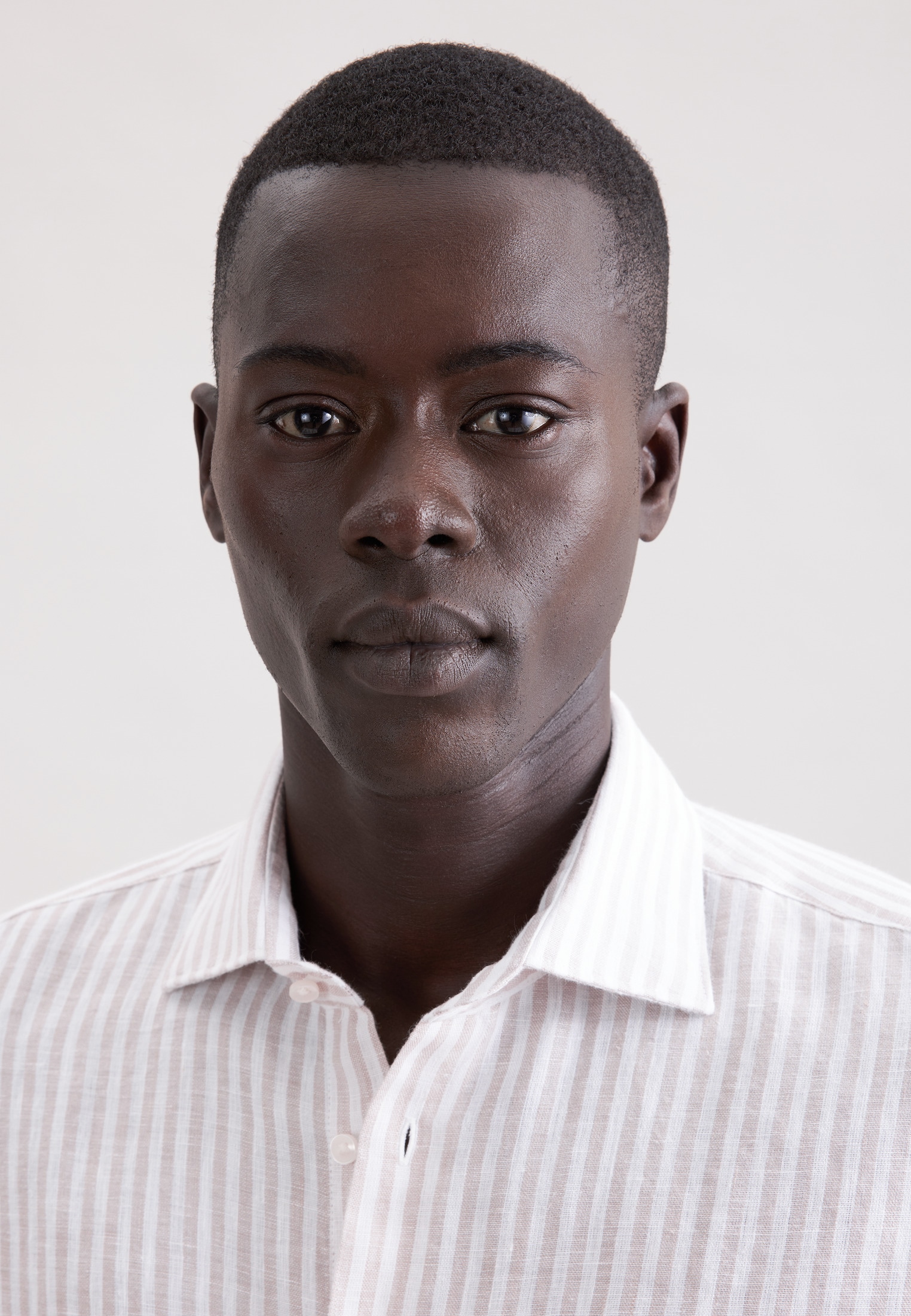 seidensticker Leinenhemd »Schwarze Rose« Shaped 1/1 Kentkragen Gestreift