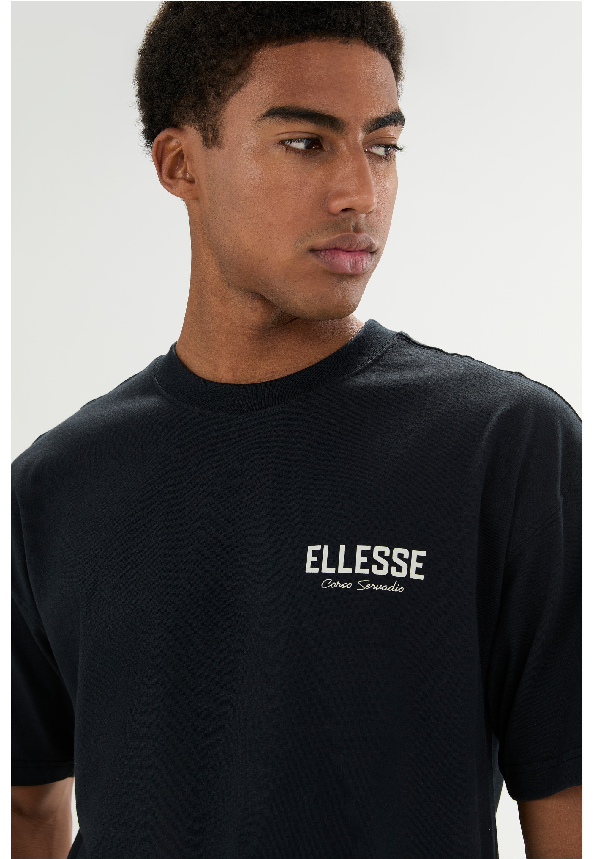 Ellesse Funktionsshirt »Dolce Vita« mit coolem Rückenprint