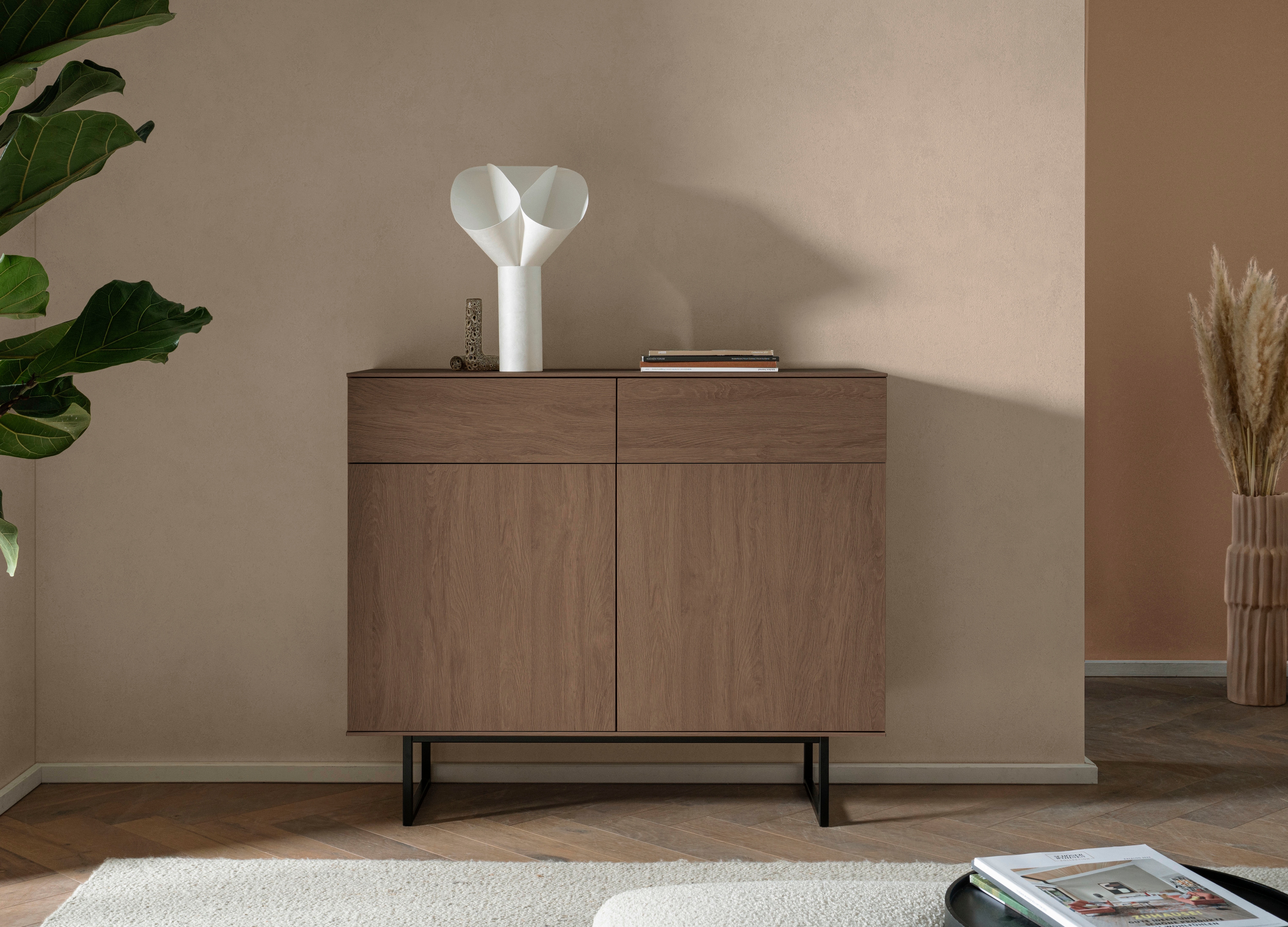 Home affaire Sideboard "Lund, moderner Schrank, Kommode mit Kufengestell" optisch dünner Oberboden, hochwertige Optik, ausreichend Stauraum