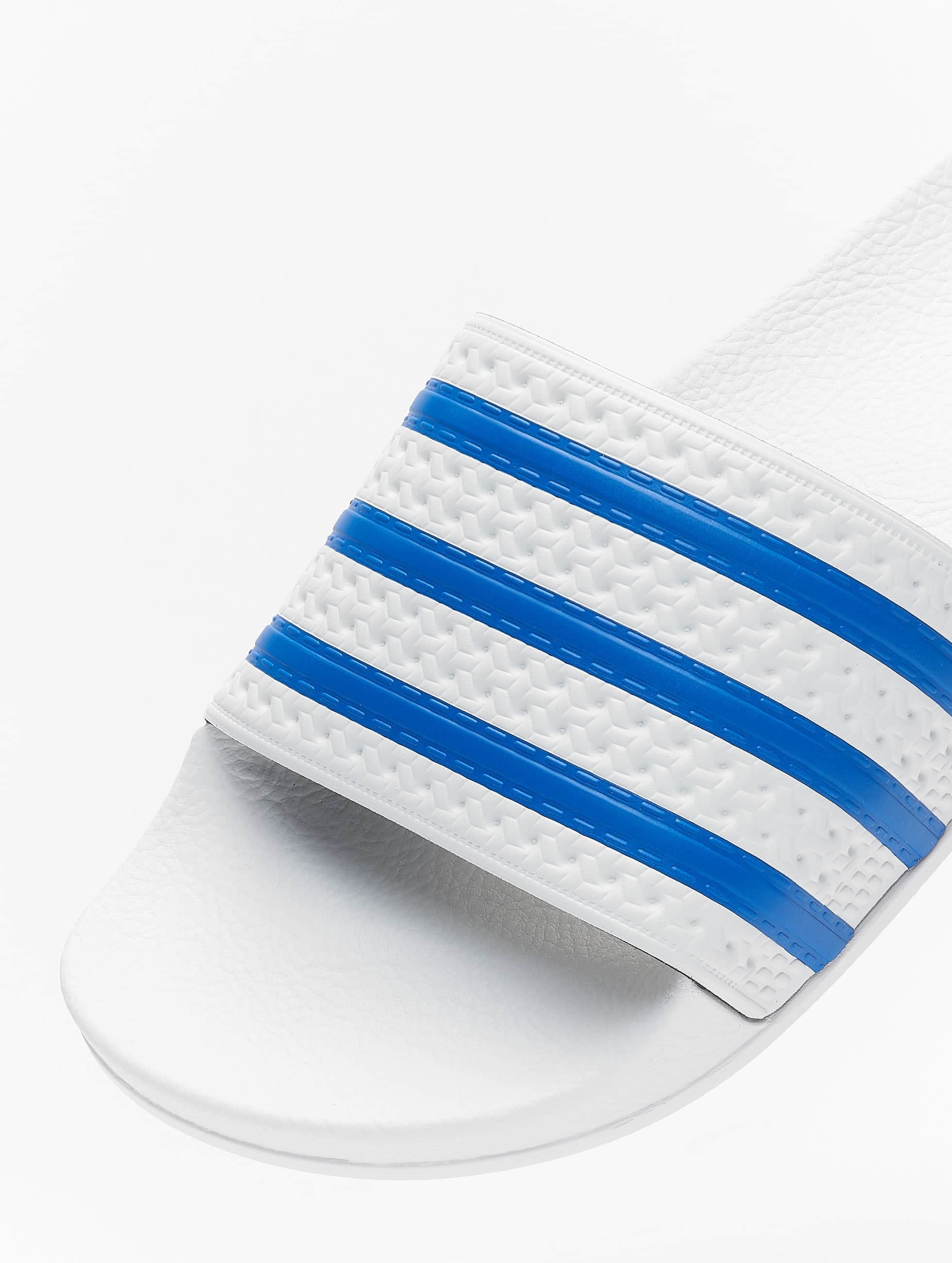 Sandale »Unisex adidas ADILETTE Badeschuhe«, (1 tlg.)