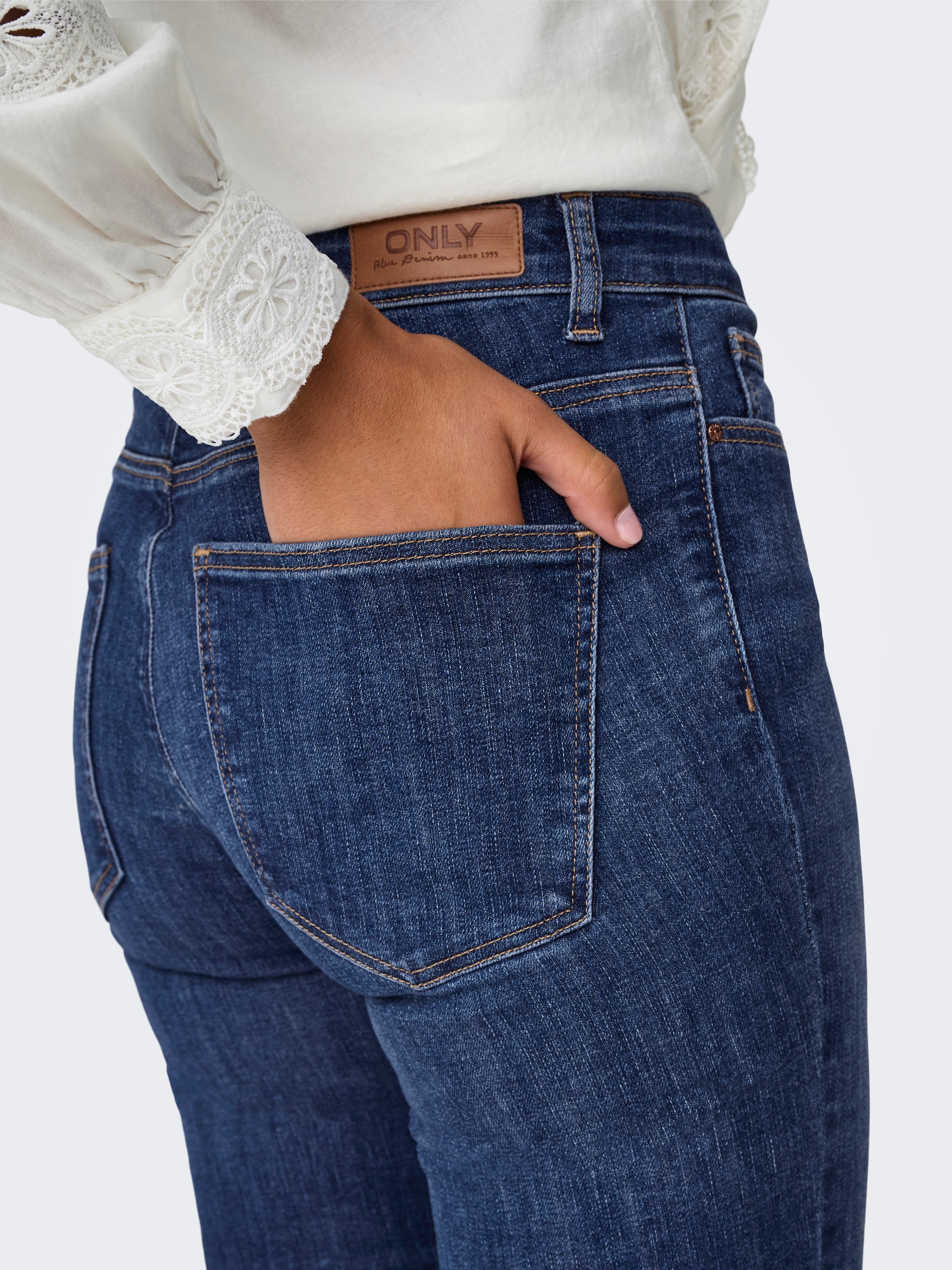 ONLY Bootcut-Jeans »ONLANN MID FLARED DNM SOO615 NOOS«